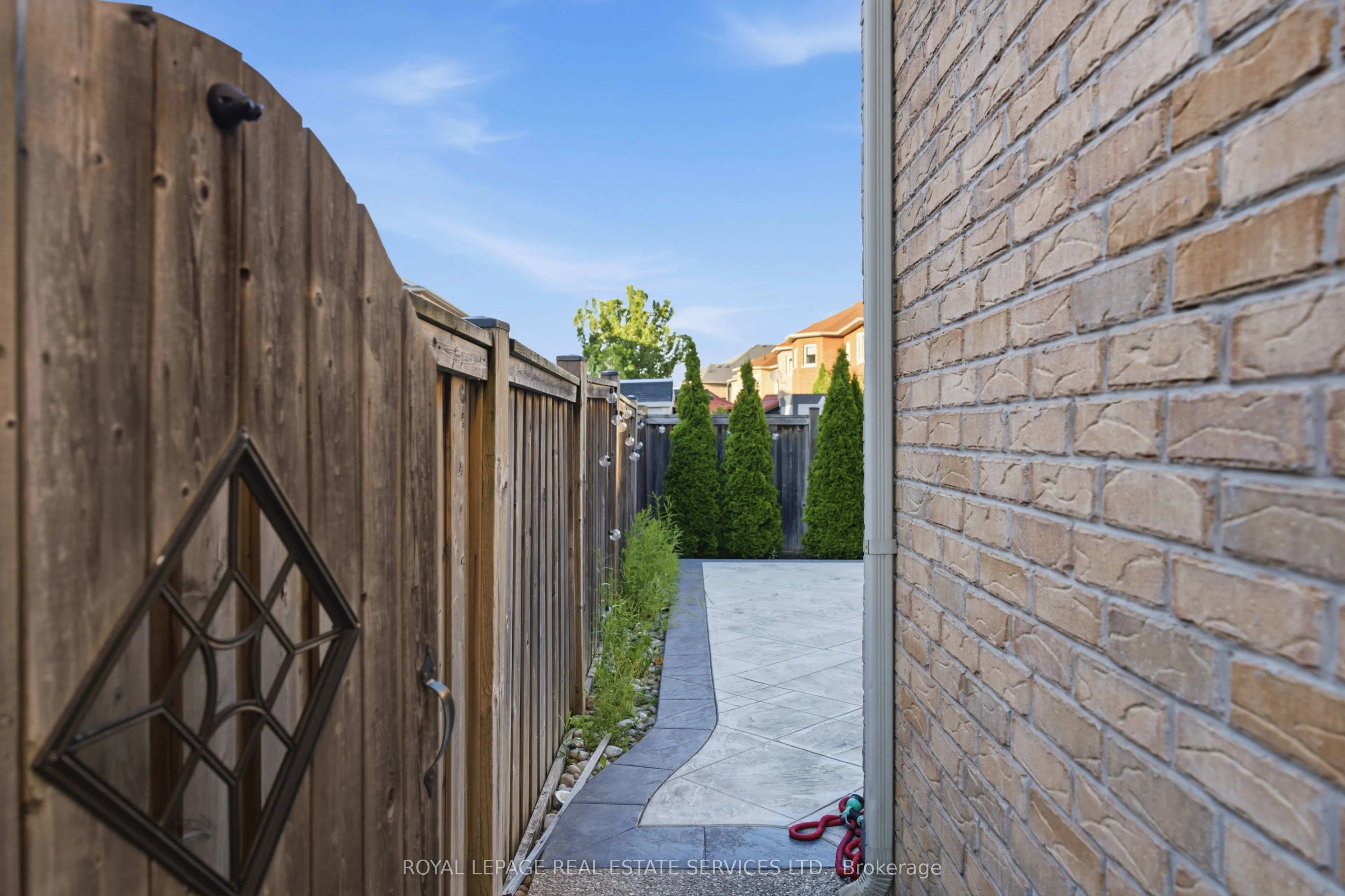 4309 Trail Blazer Way