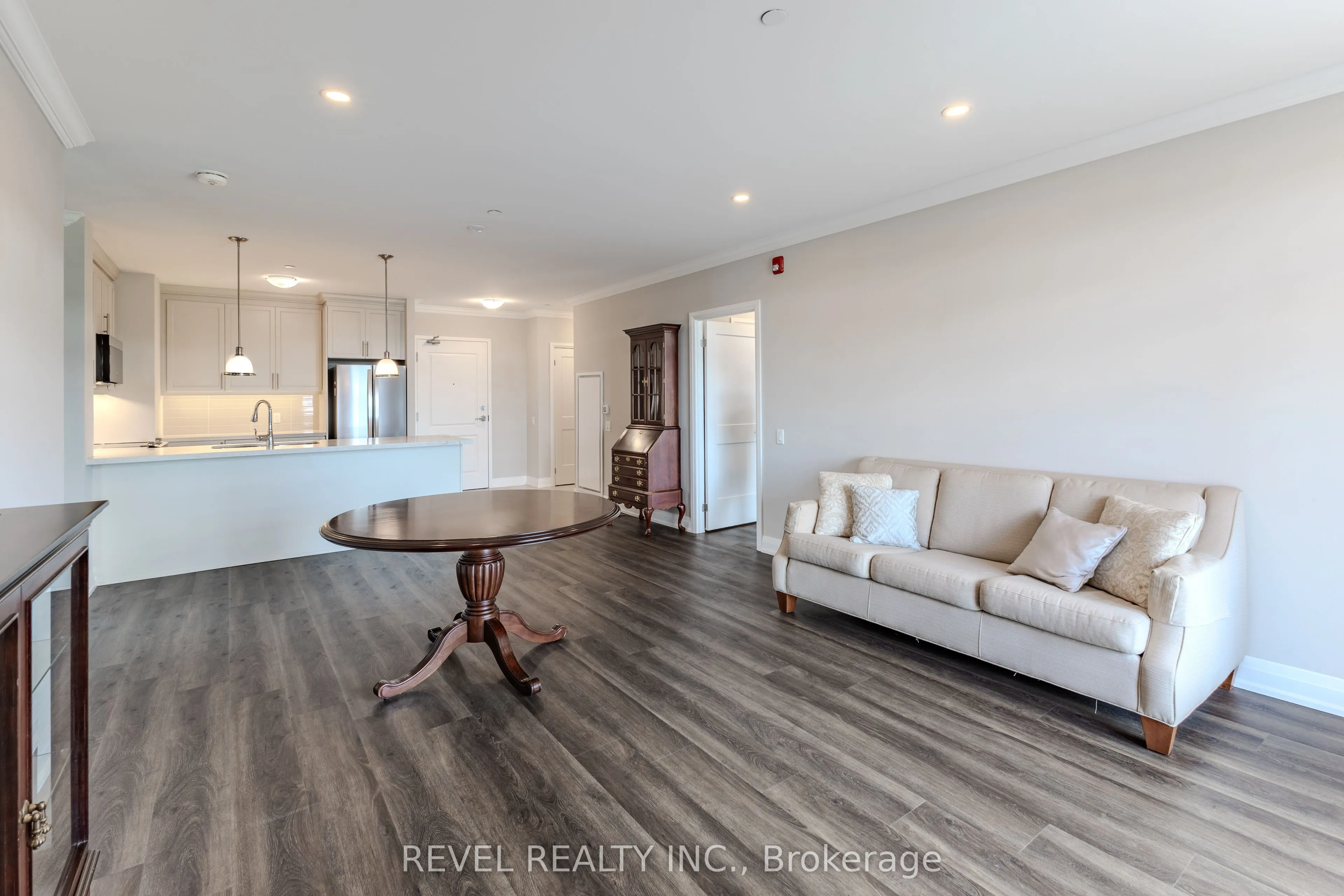 830 Megson Terrace #605