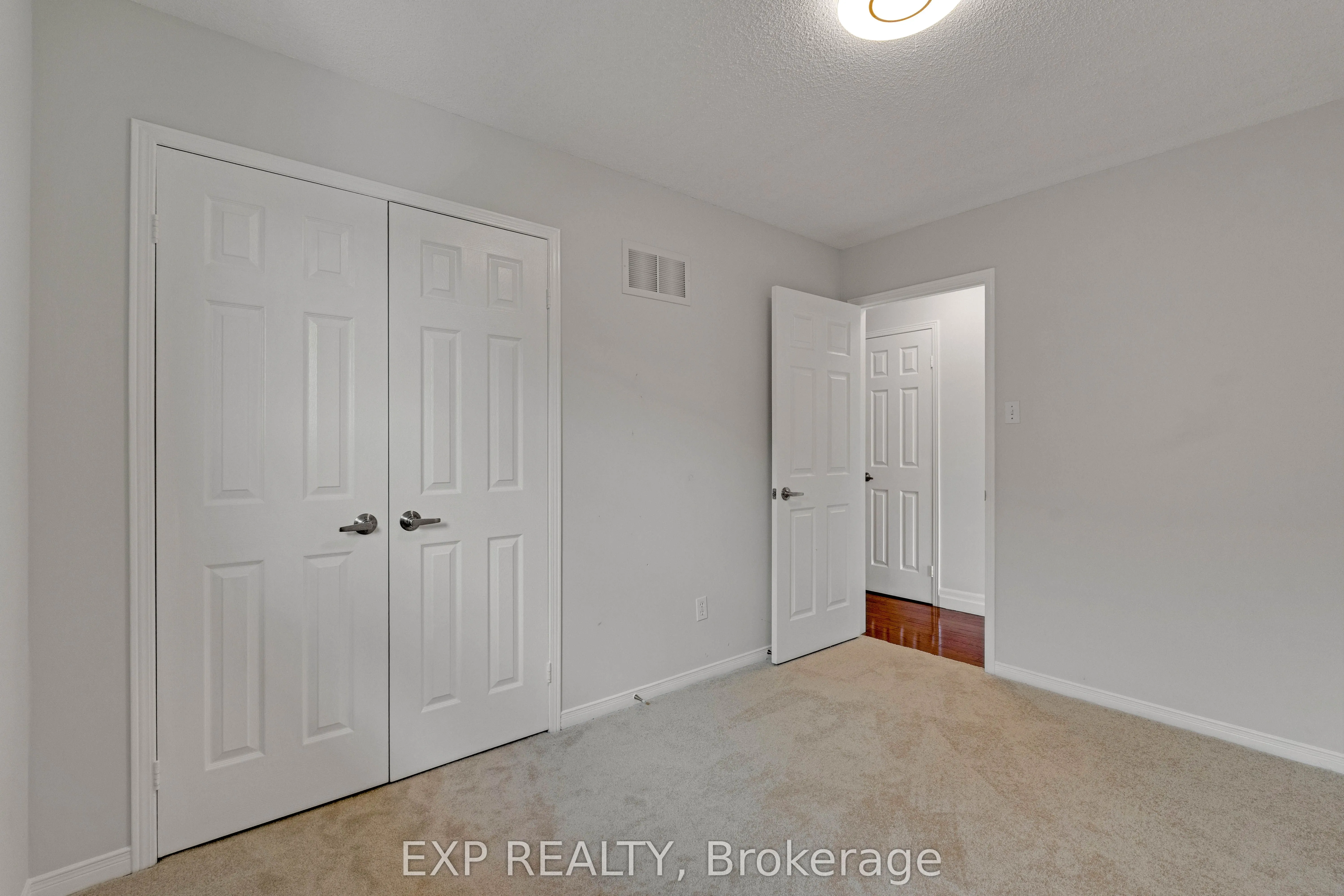 1471 Pickwick Drive