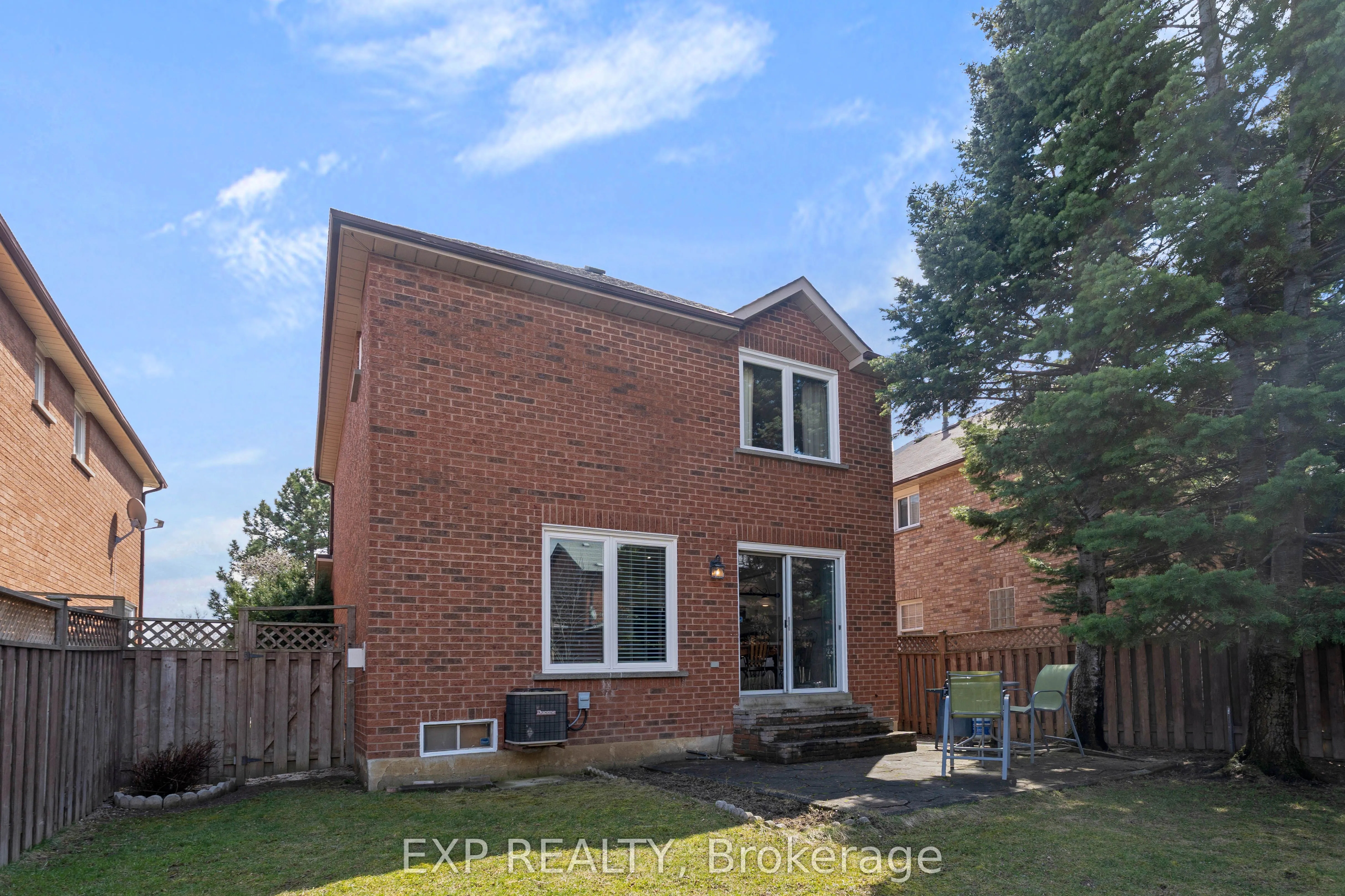 1471 Pickwick Drive