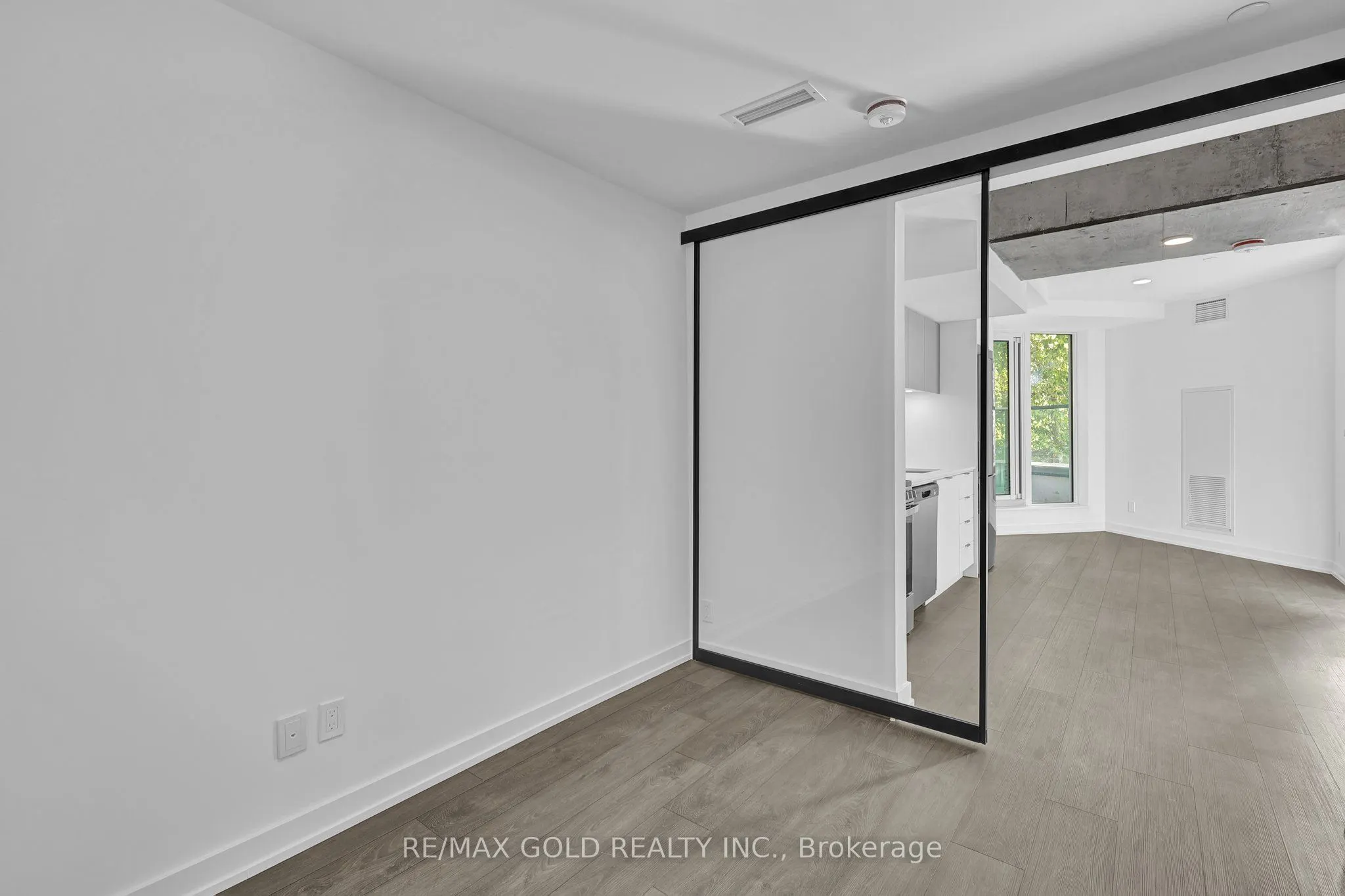 57 Brock Avenue #211
