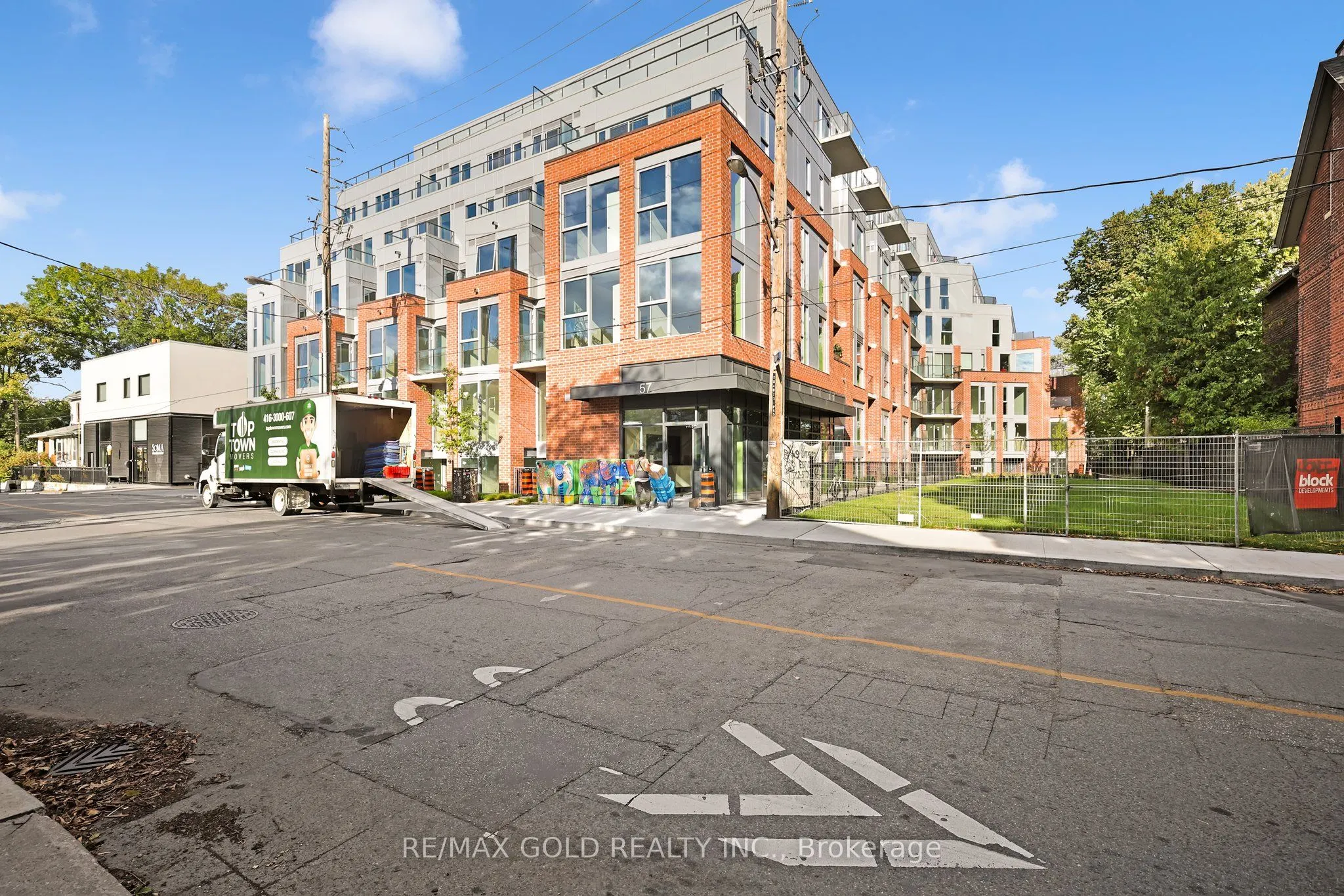 57 Brock Avenue #211