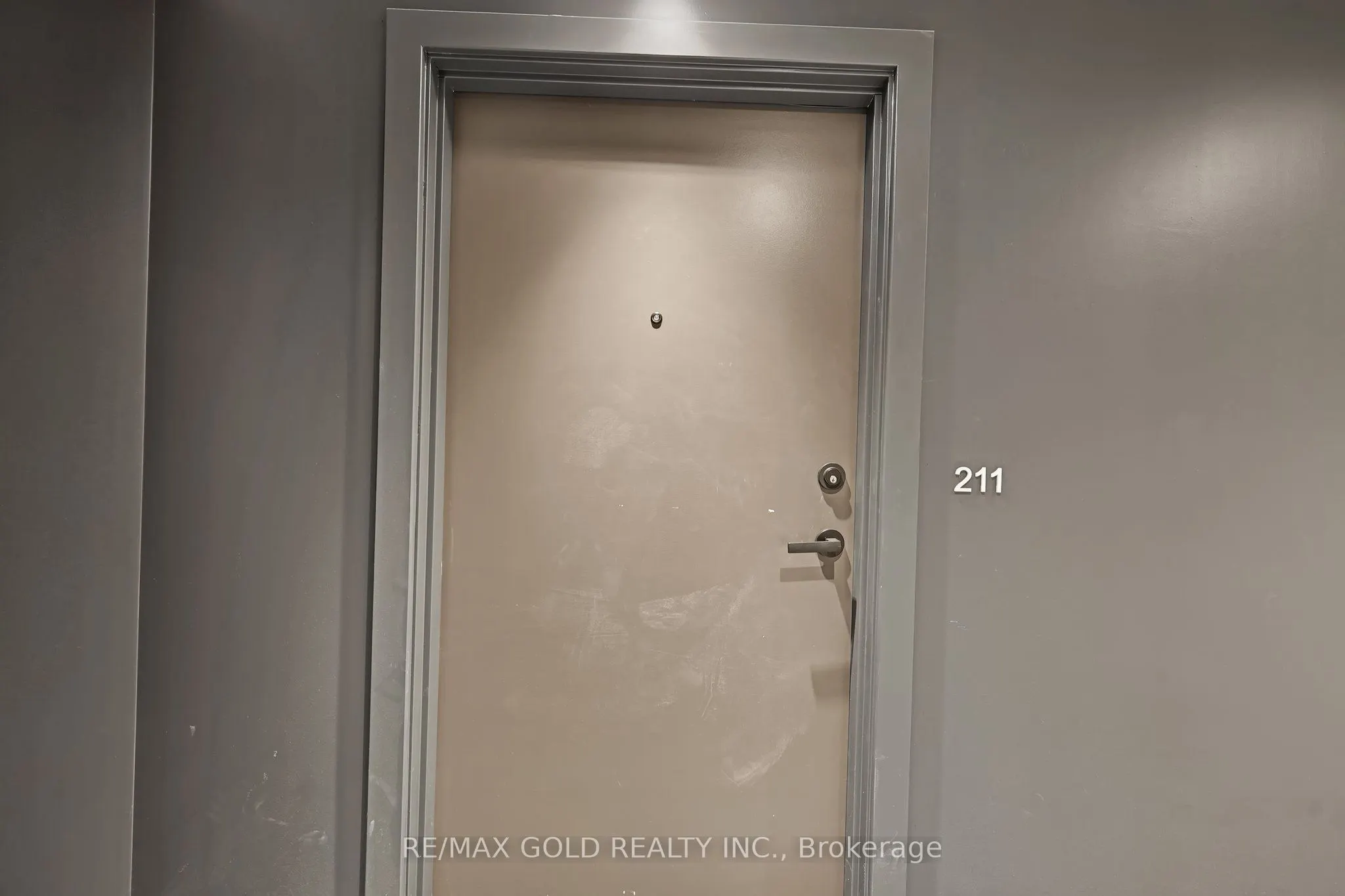57 Brock Avenue #211