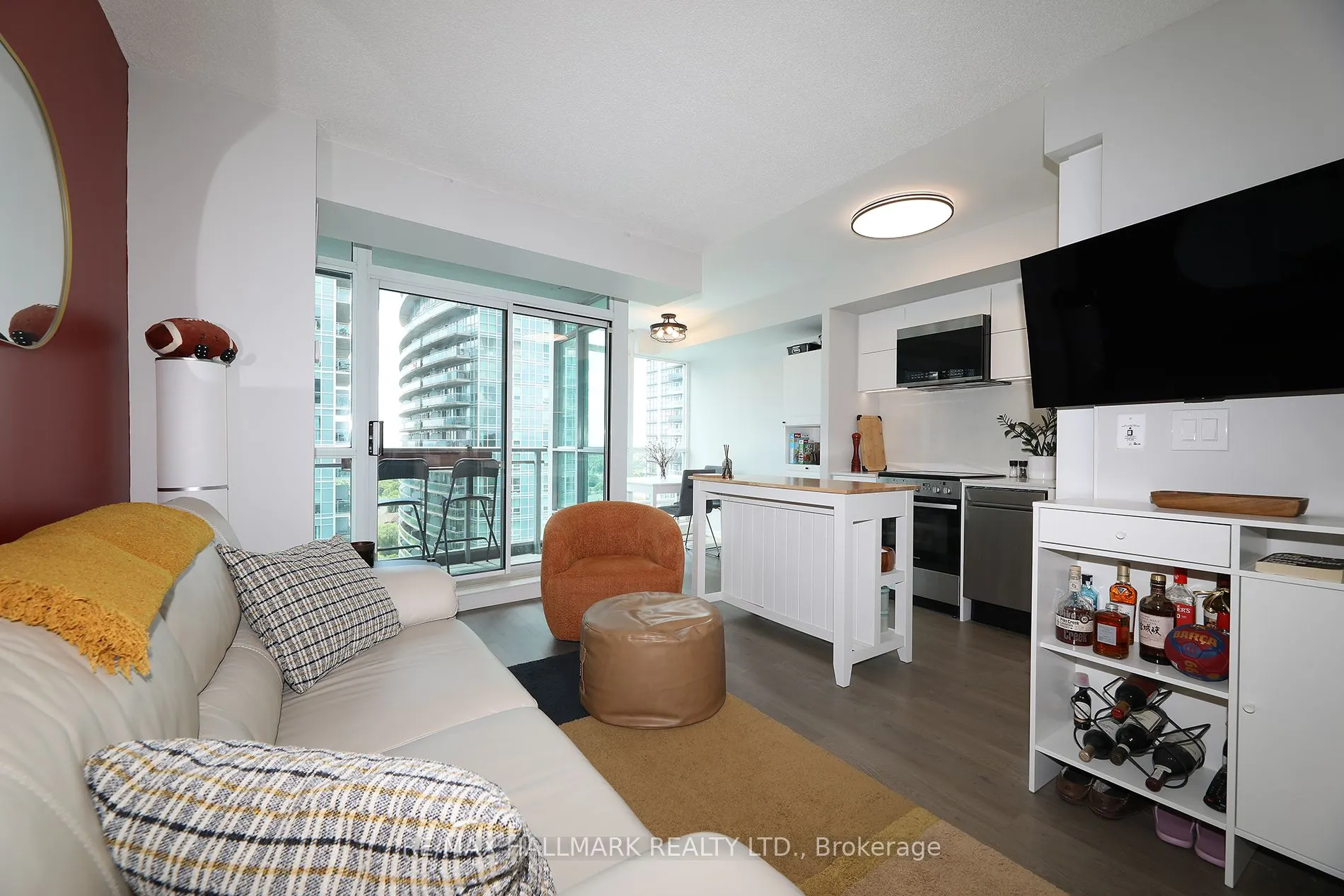 185 Legion Road N #1810
