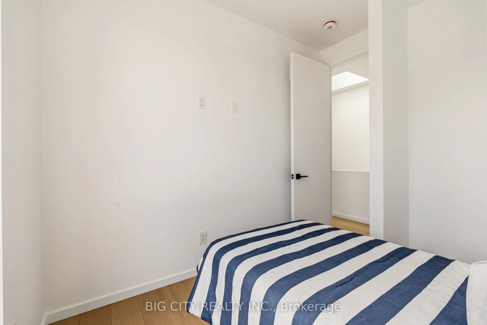 276 Lanor Avenue #3
