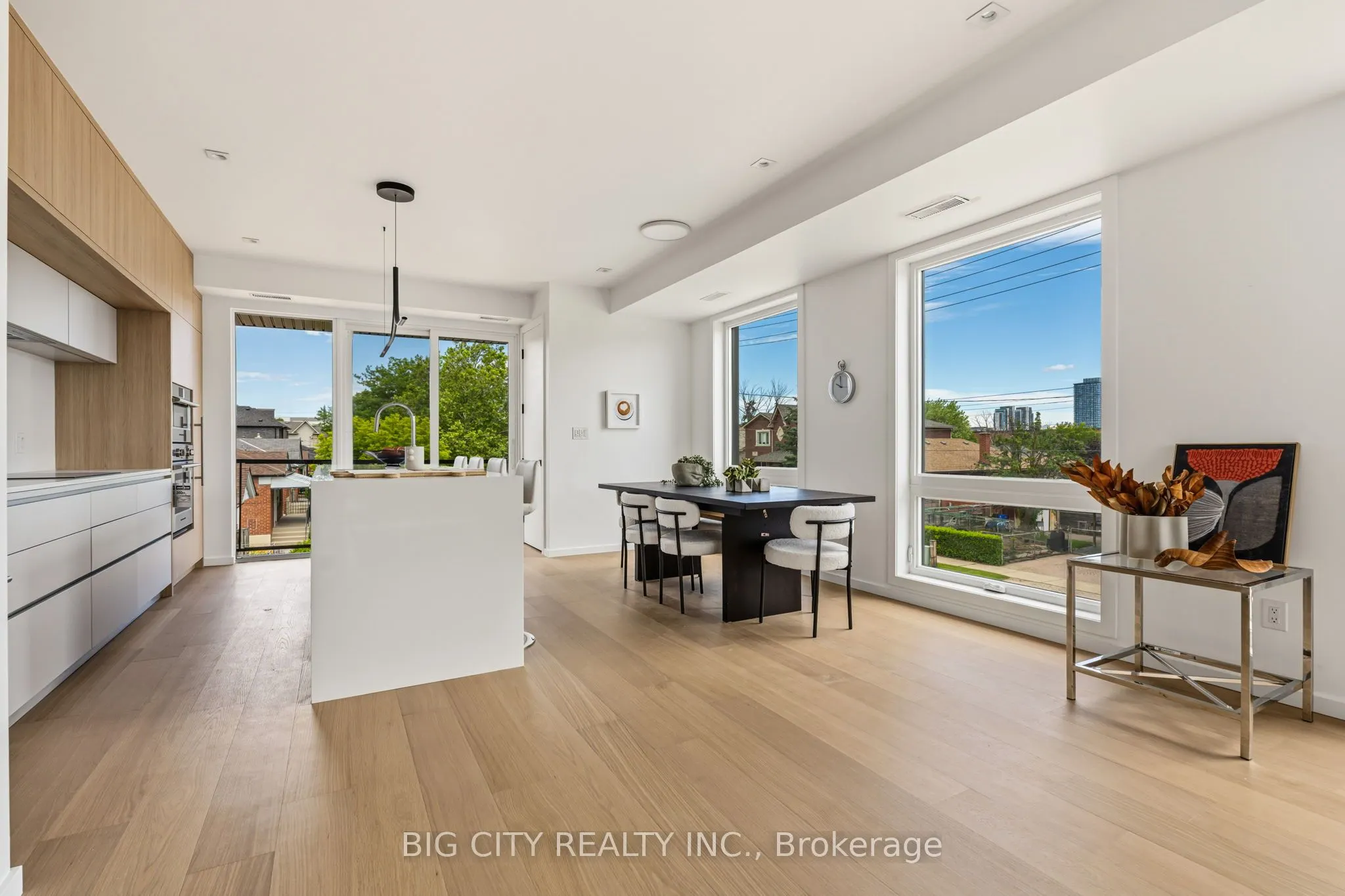 276 Lanor Avenue #3
