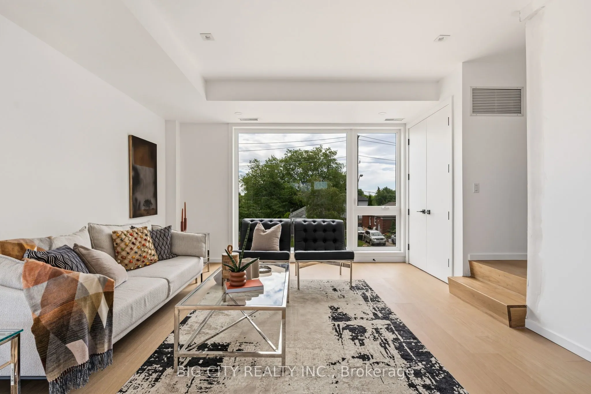 276 Lanor Avenue #3