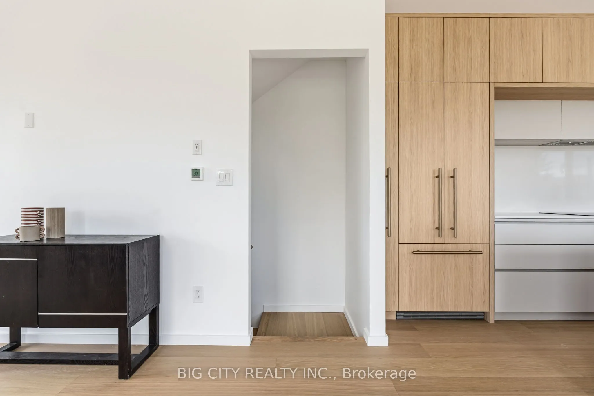 276 Lanor Avenue #3