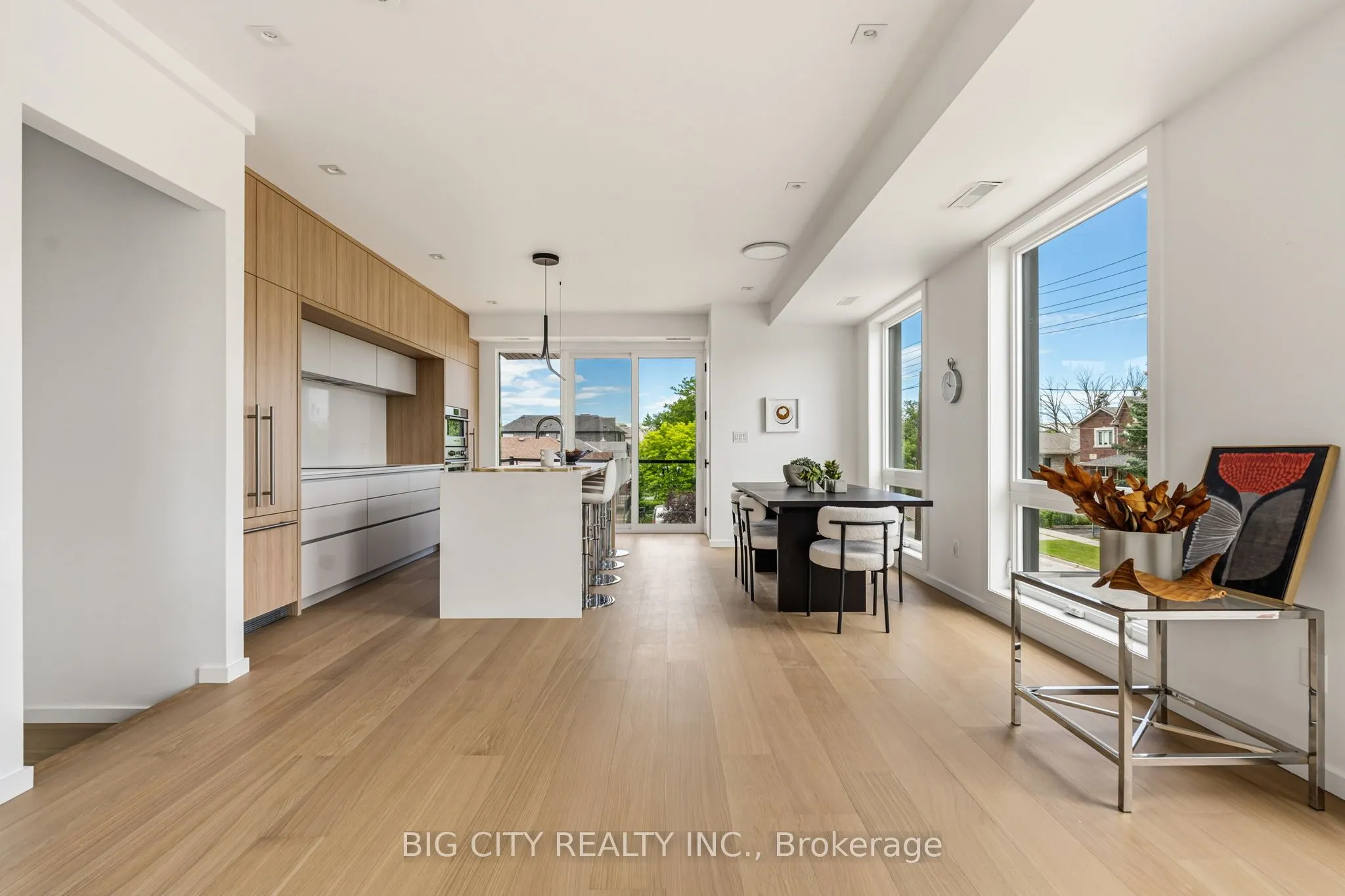 276 Lanor Avenue #3