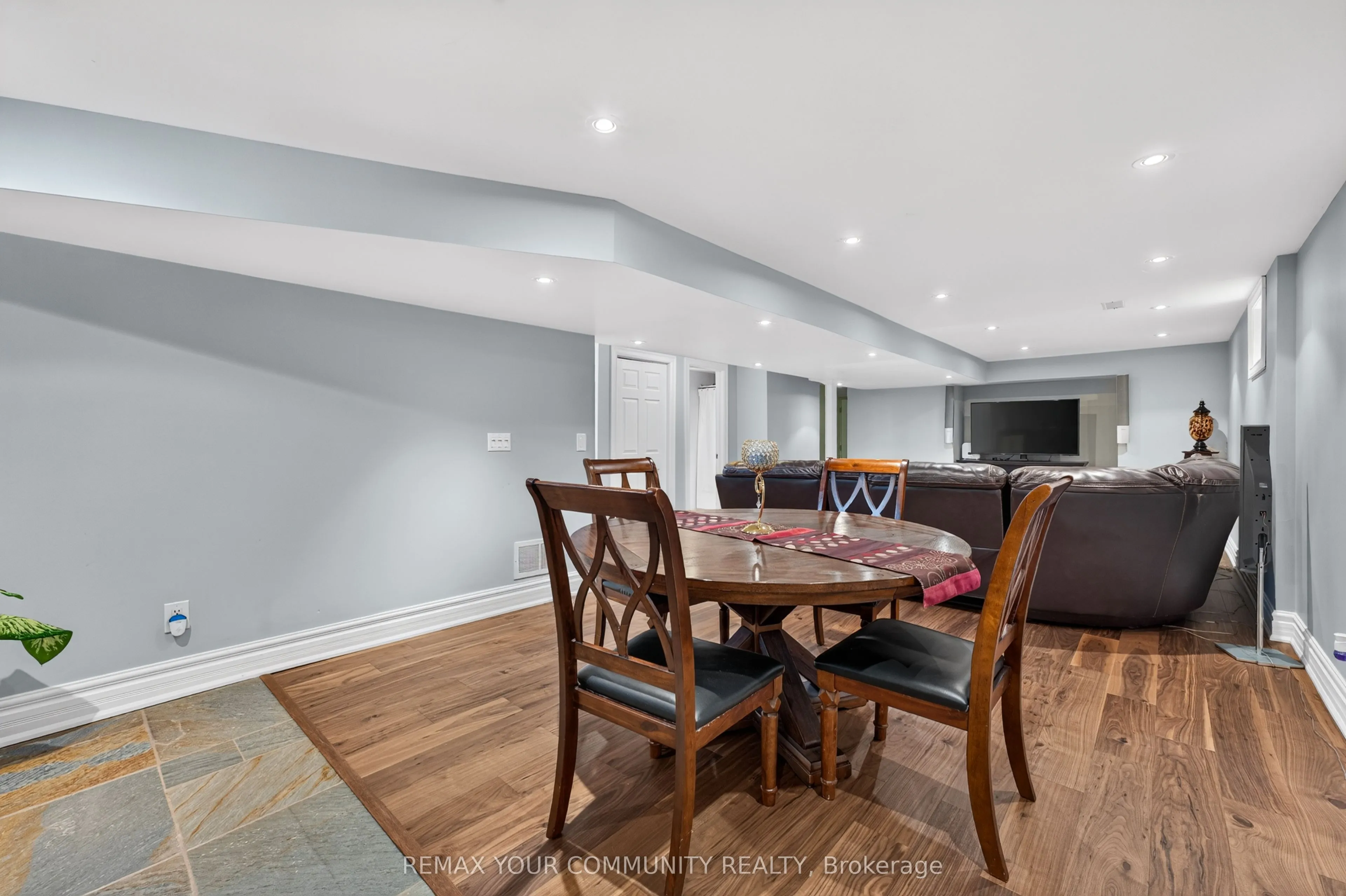 44 Pineridge Drive
