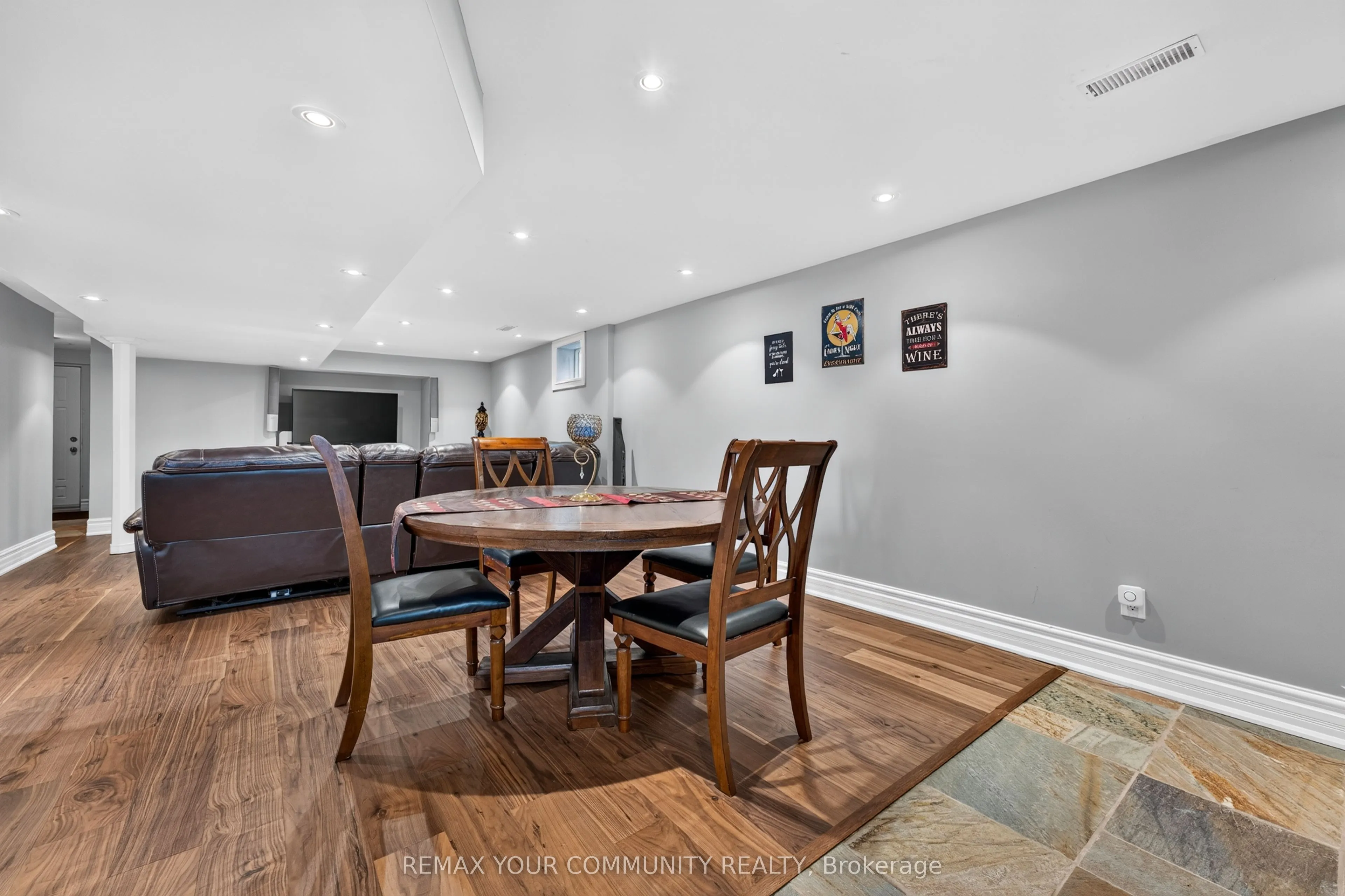 44 Pineridge Drive