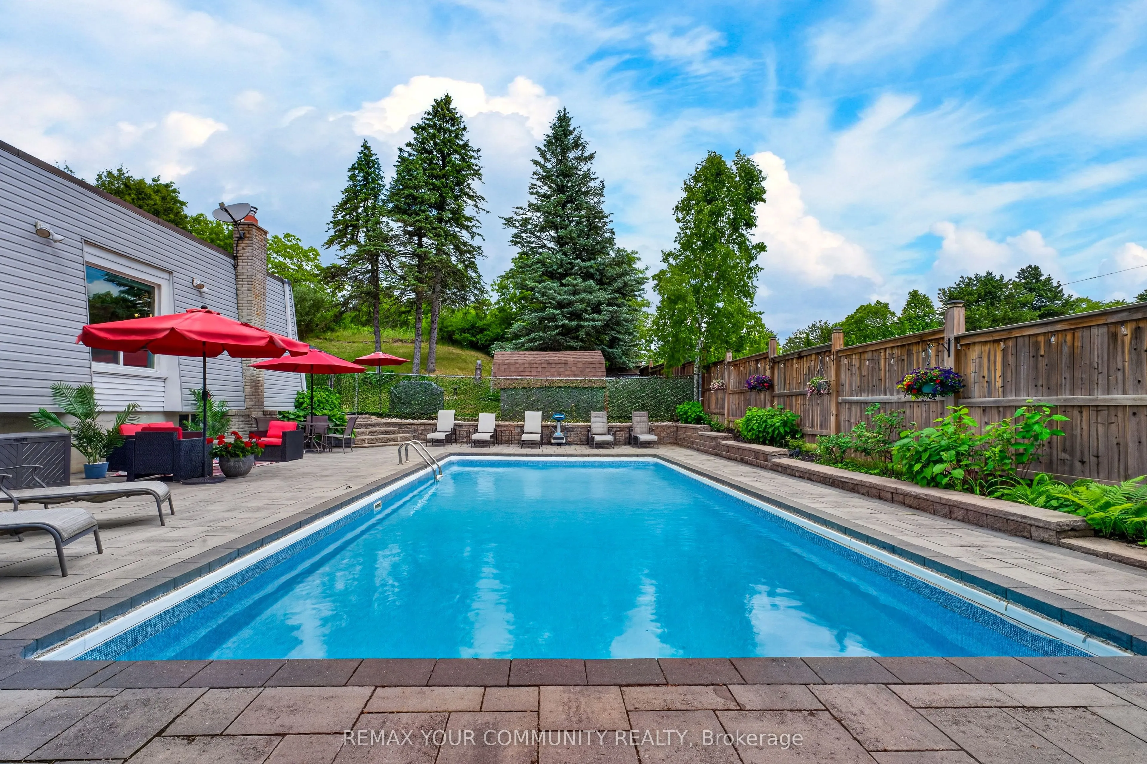 44 Pineridge Drive