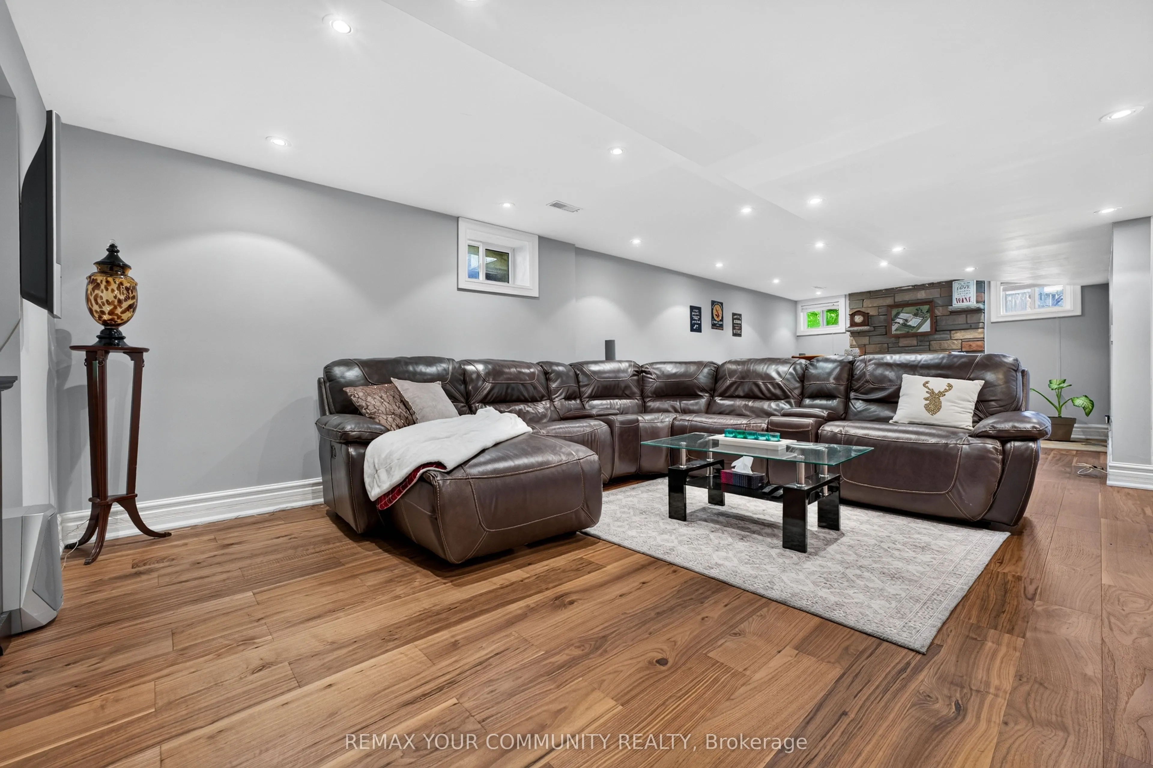 44 Pineridge Drive