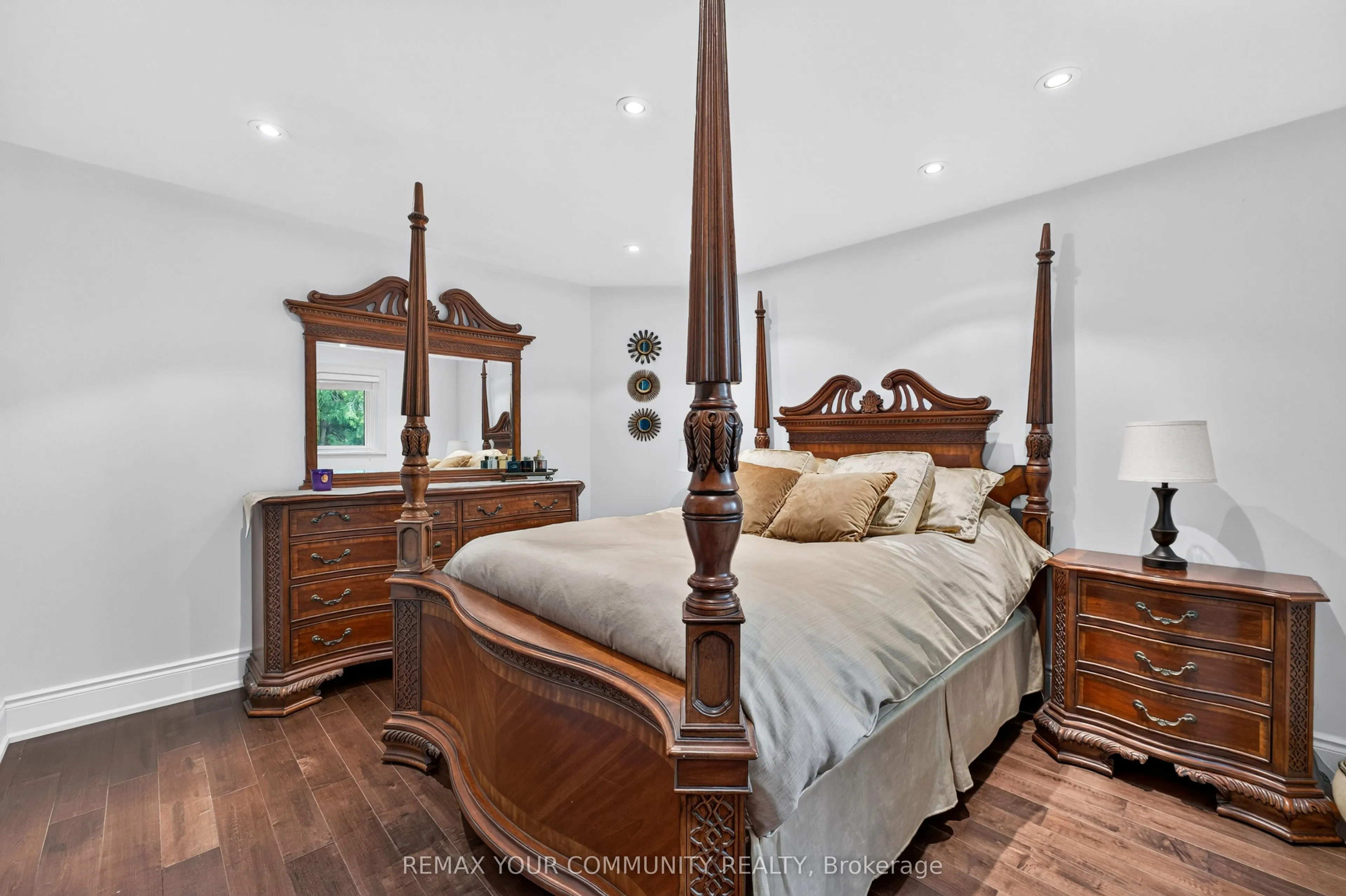 44 Pineridge Drive