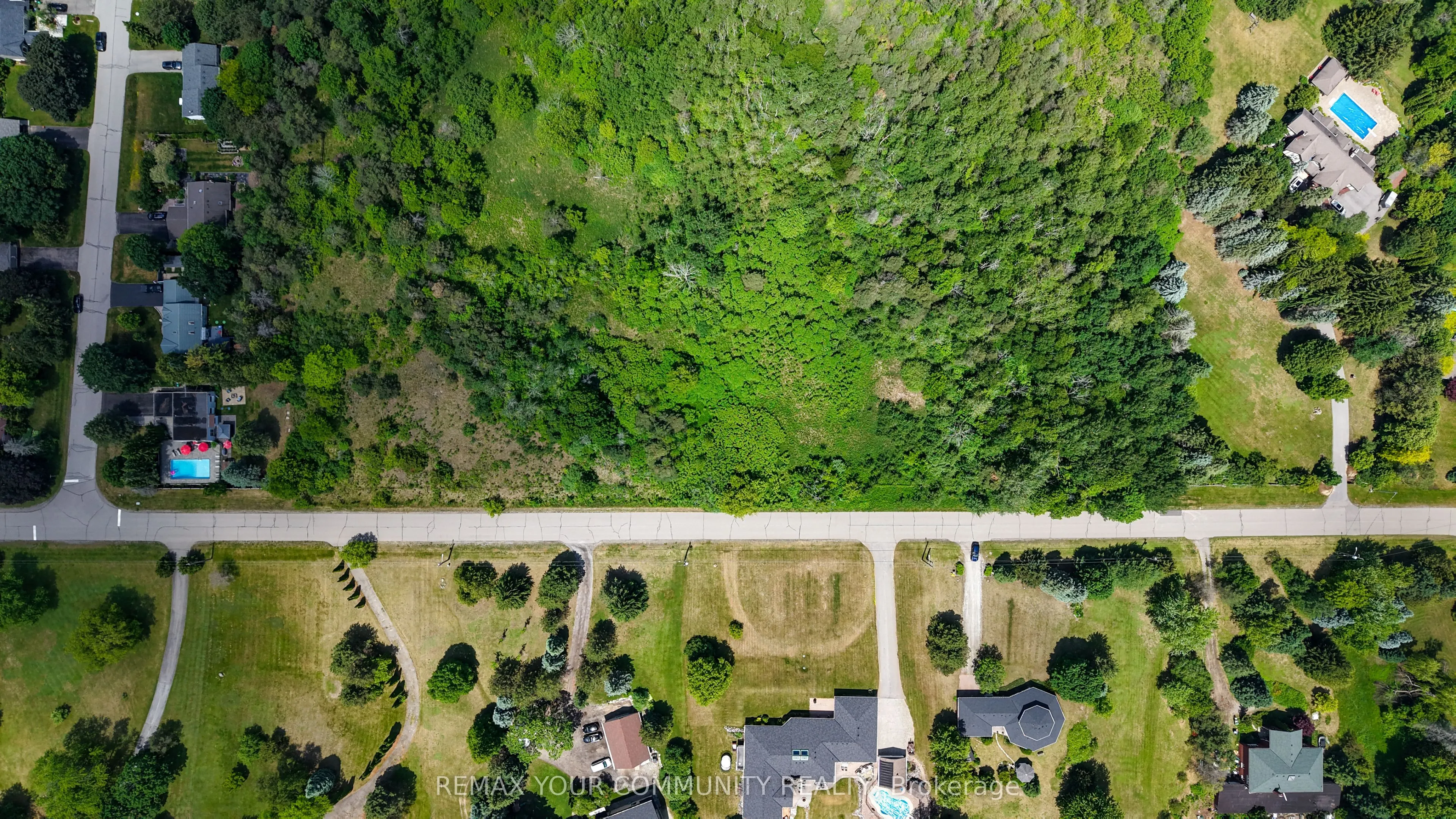 44 Pineridge Drive