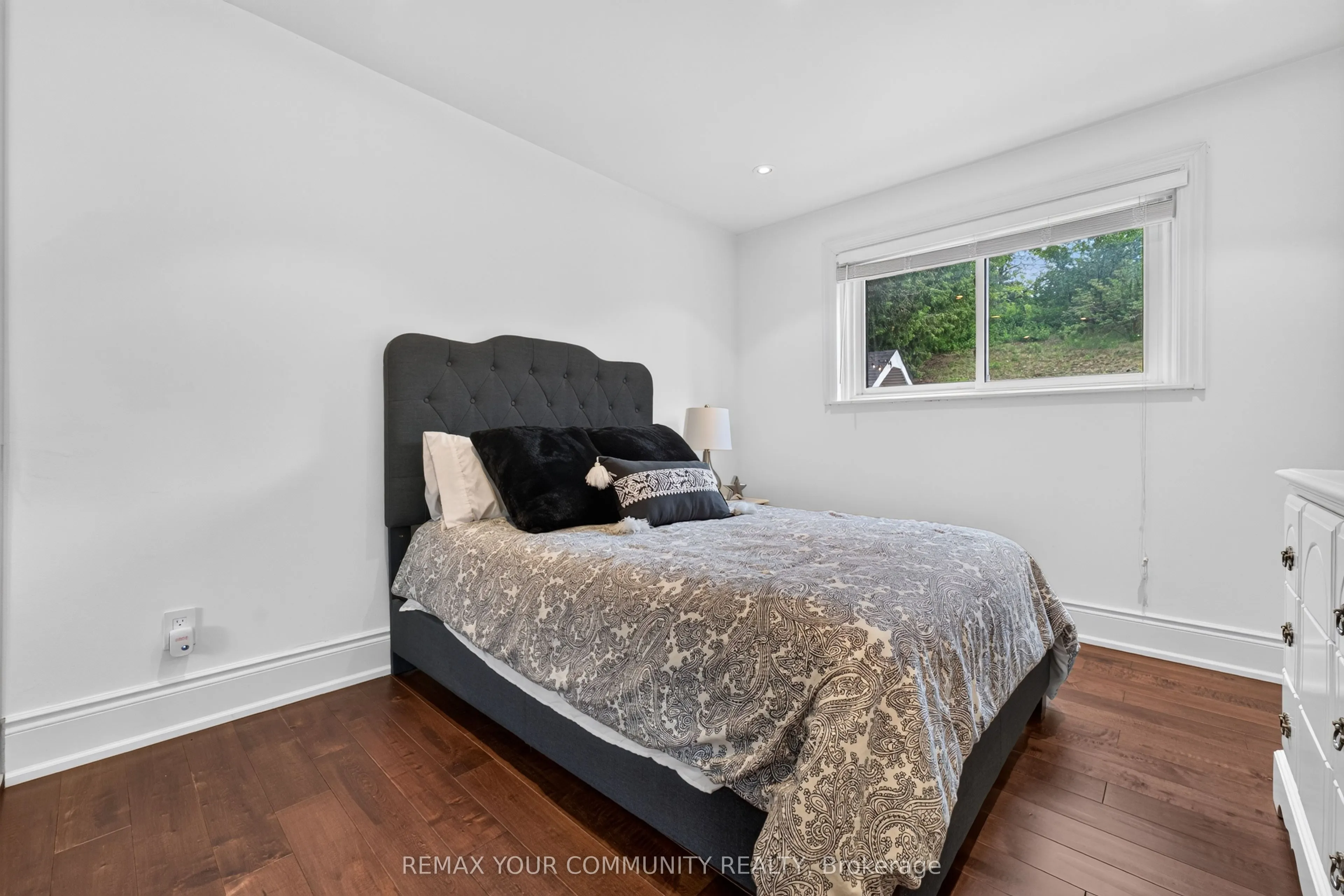 44 Pineridge Drive
