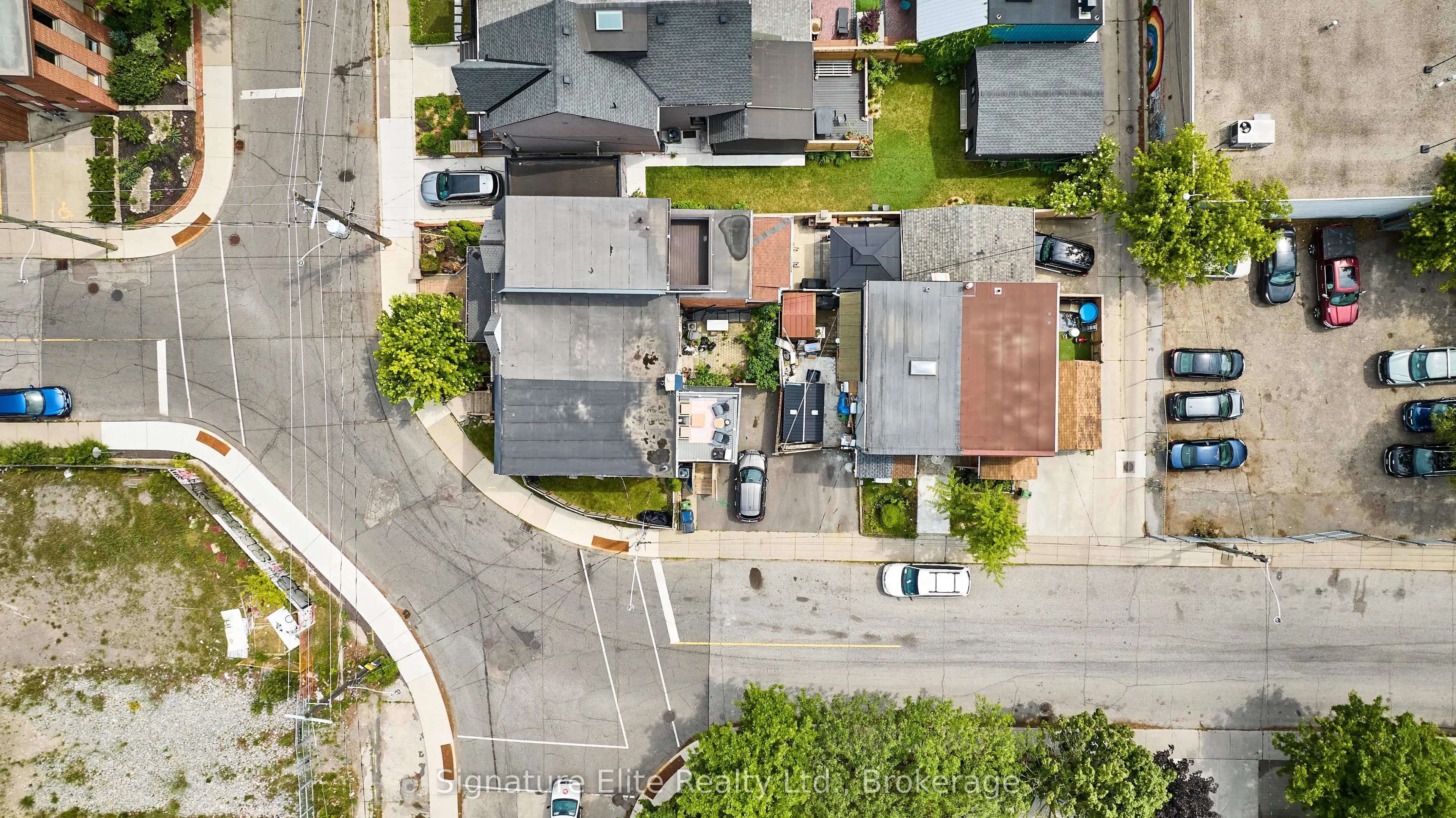 154 Mulock Avenue