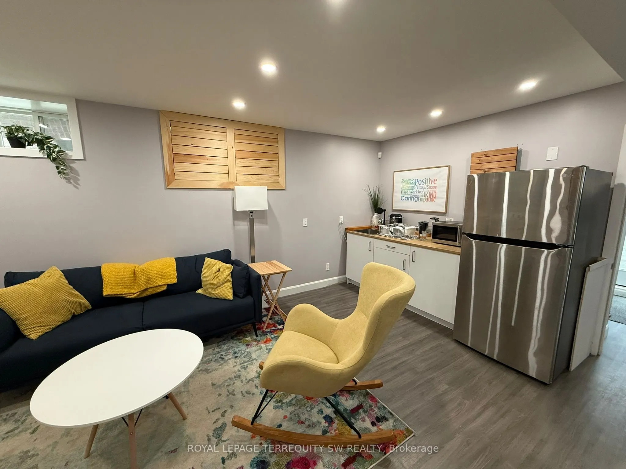 2134 Dundas Street W #1 Lower