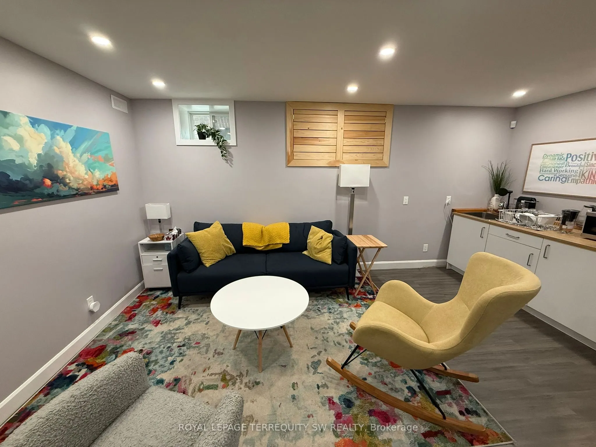 2134 Dundas Street W #1 Lower