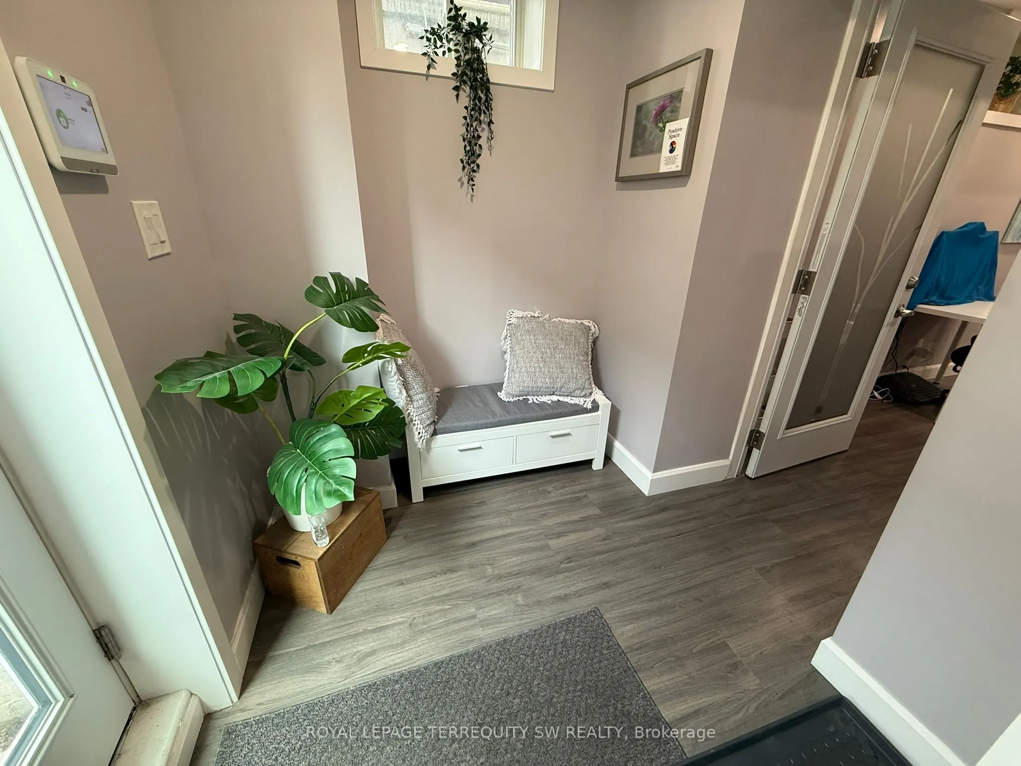2134 Dundas Street W #1 Lower