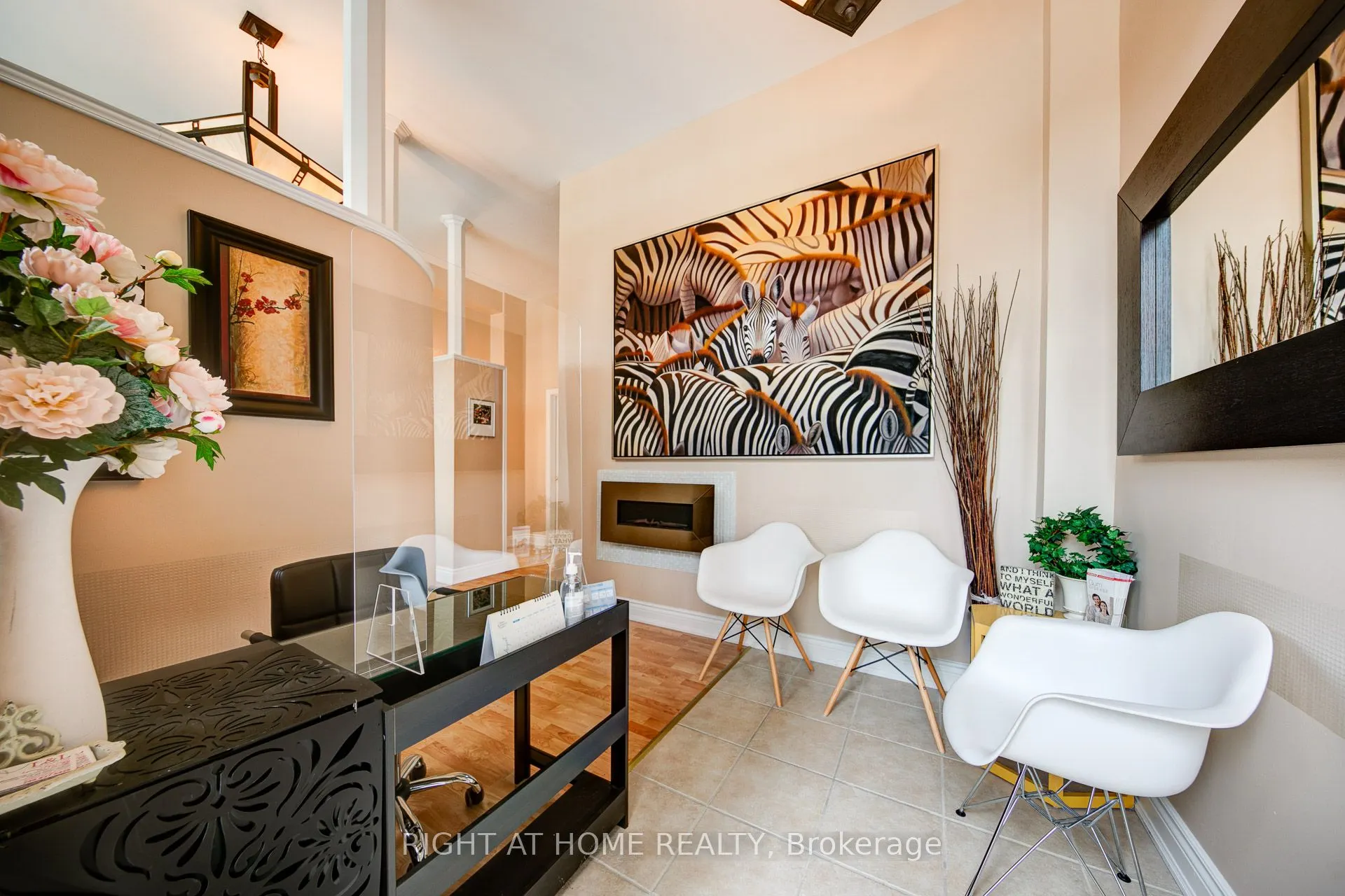 120 BRONTE Road #10