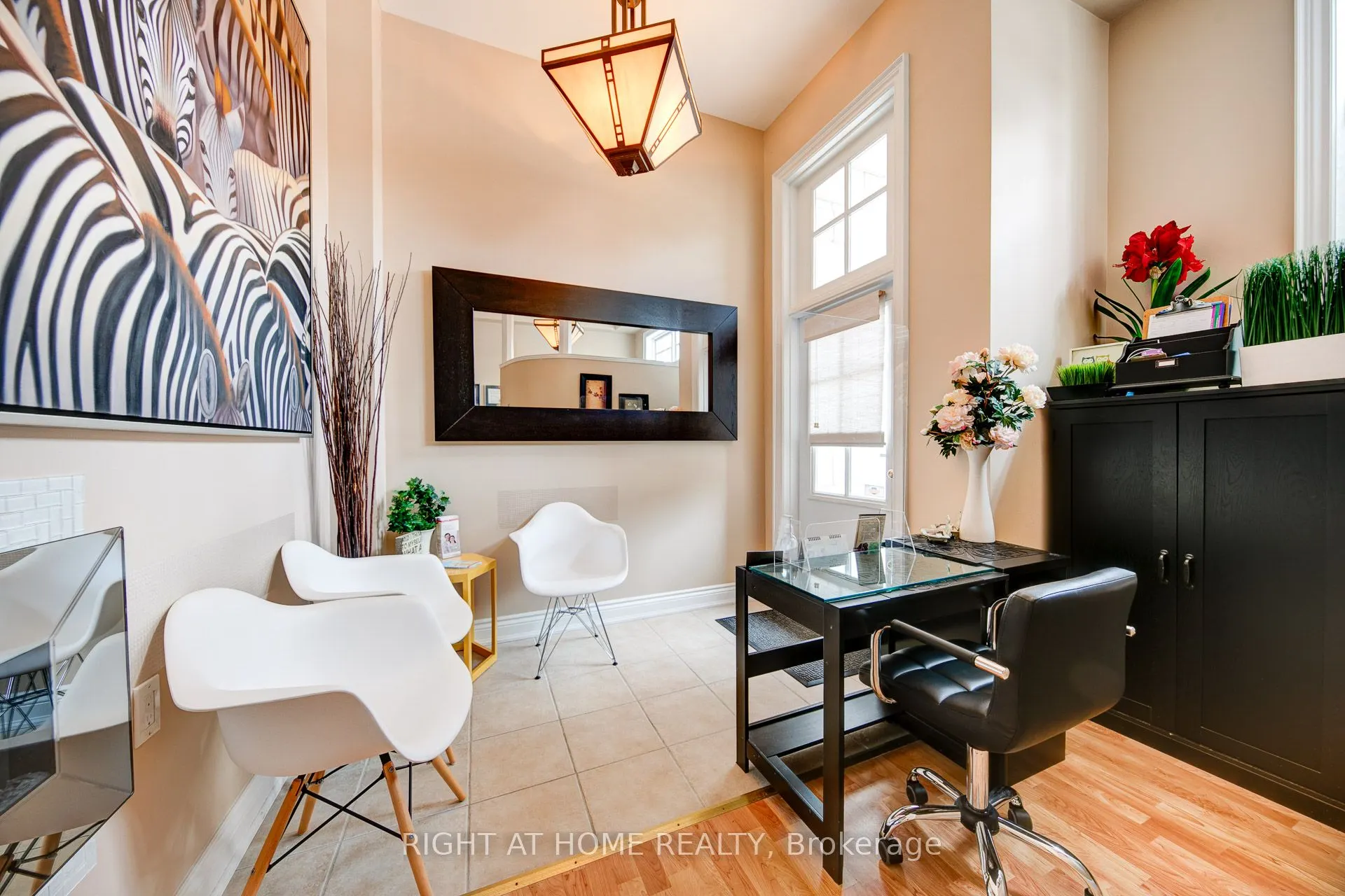 120 BRONTE Road #10