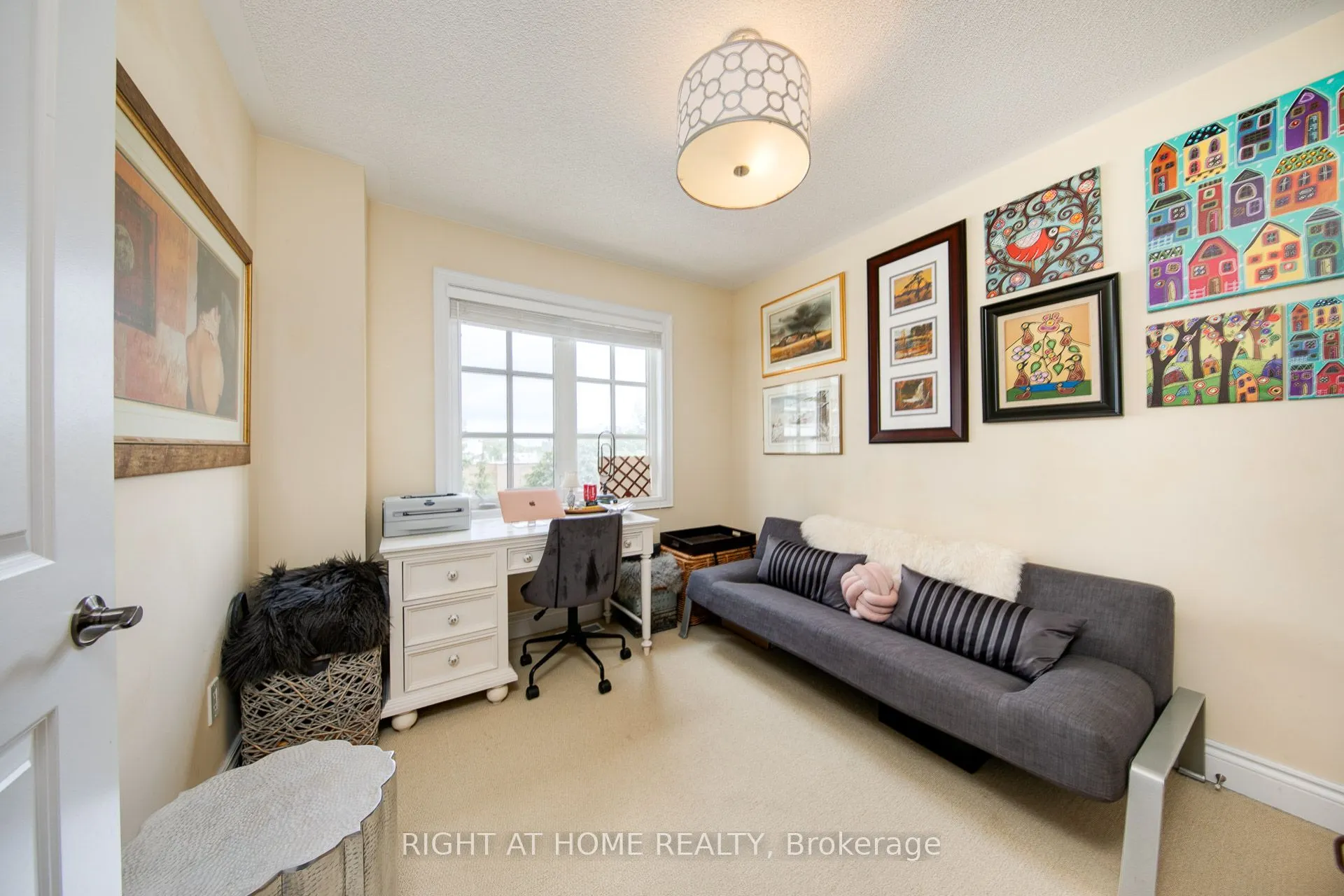 120 BRONTE Road #10