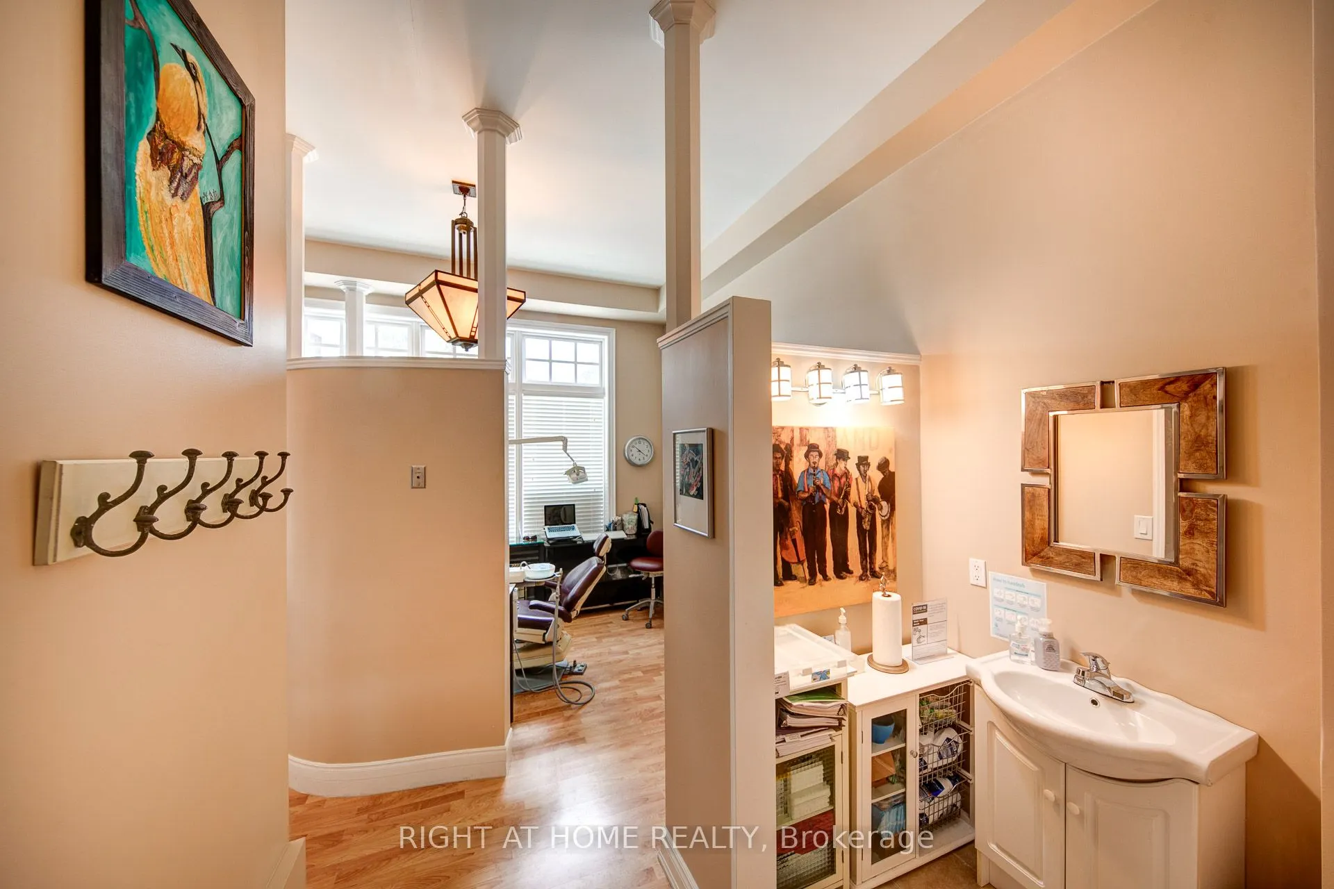 120 BRONTE Road #10