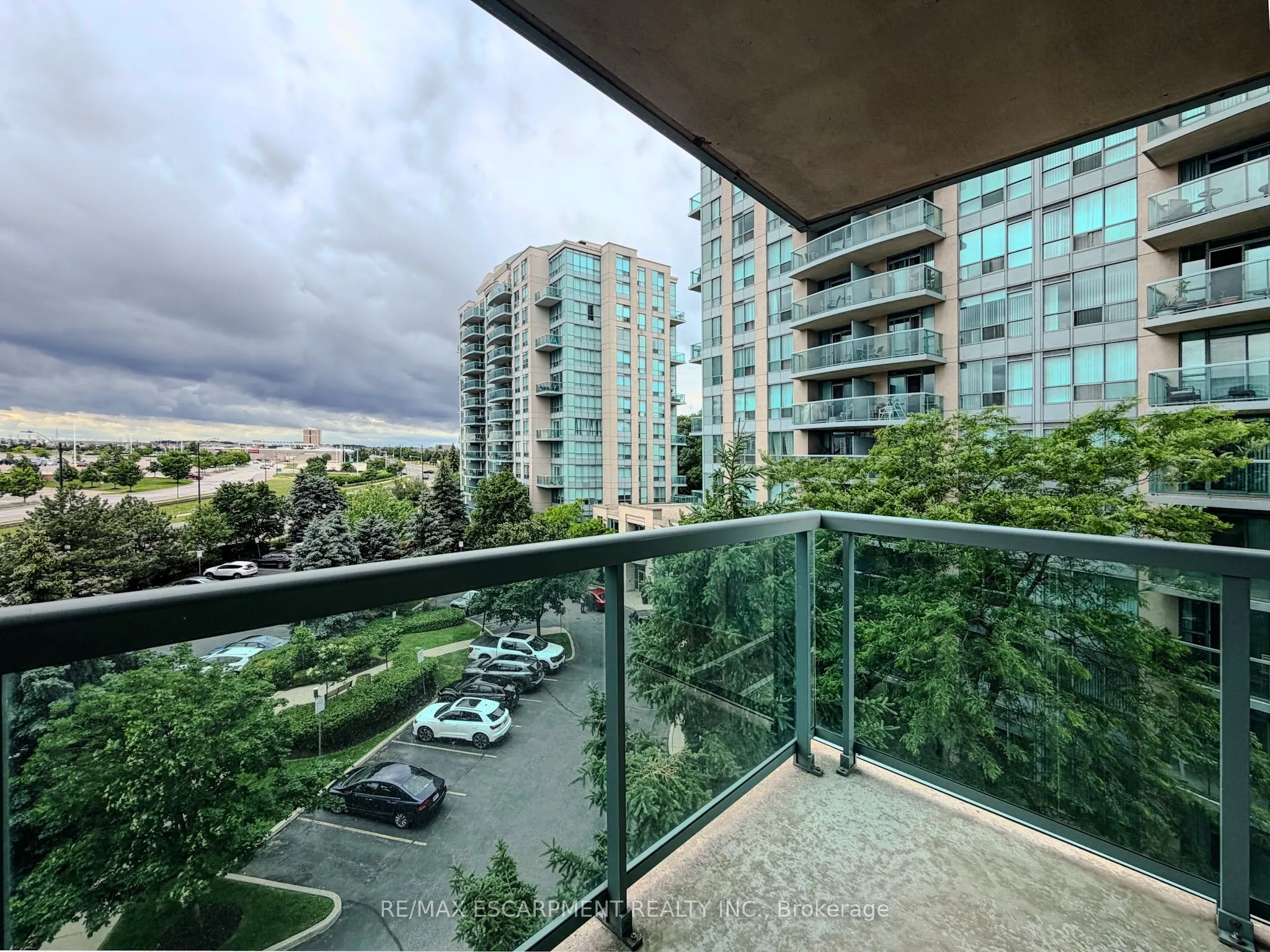 2545 Erin Centre Boulevard #509