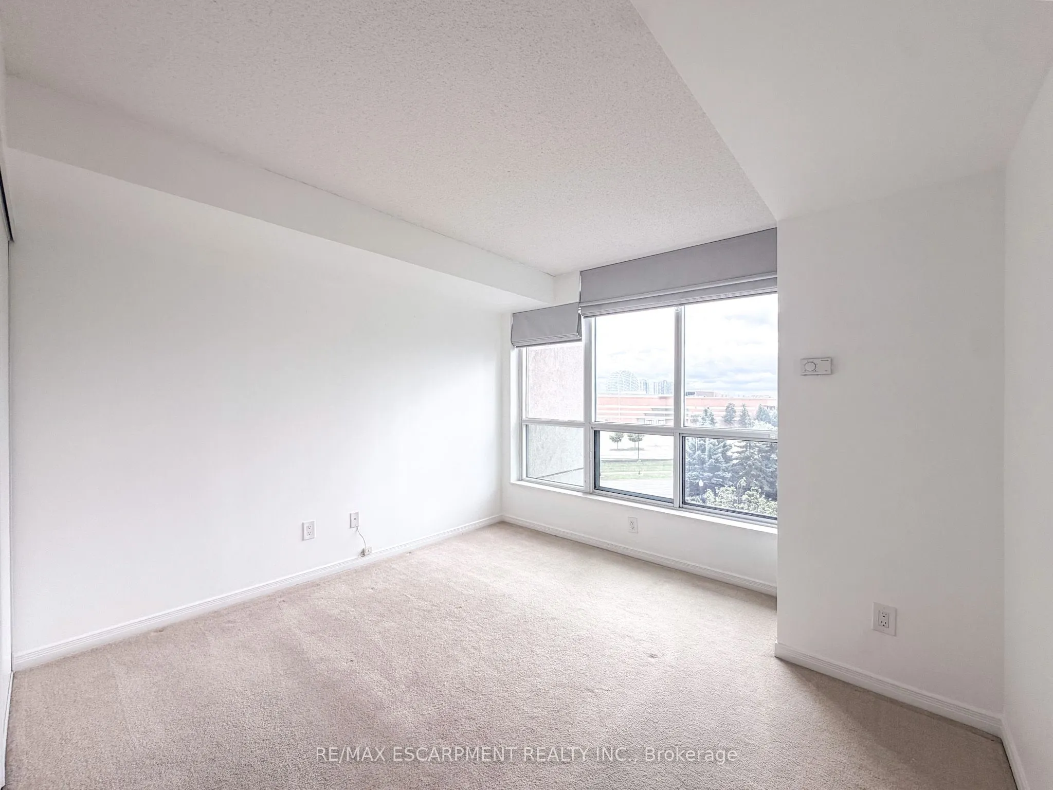 2545 Erin Centre Boulevard #509