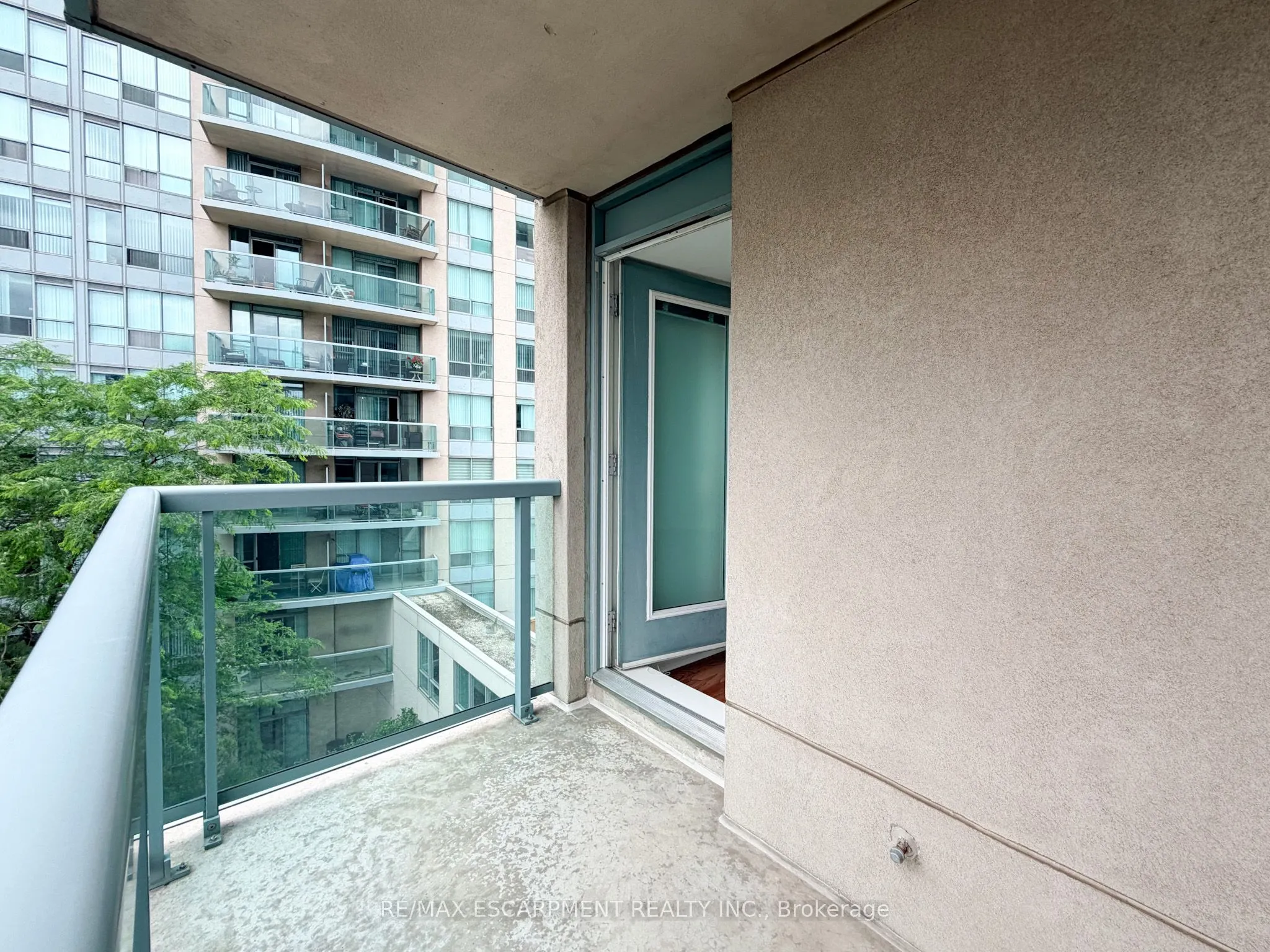 2545 Erin Centre Boulevard #509