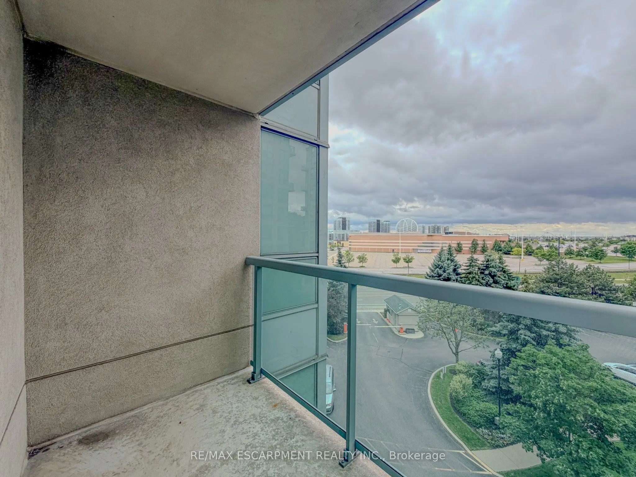 2545 Erin Centre Boulevard #509