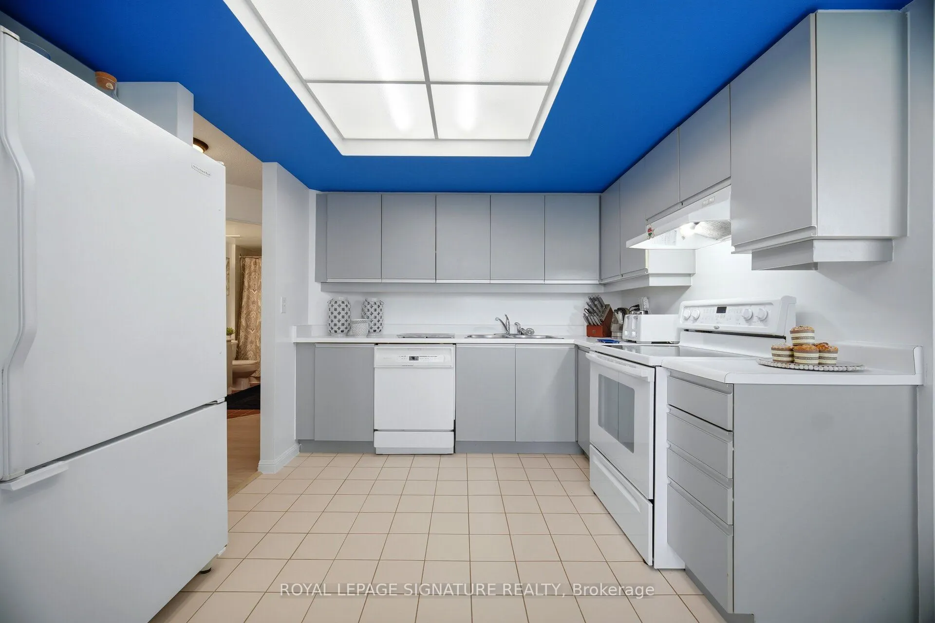 55 Kingsbridge Garden Circle #2310