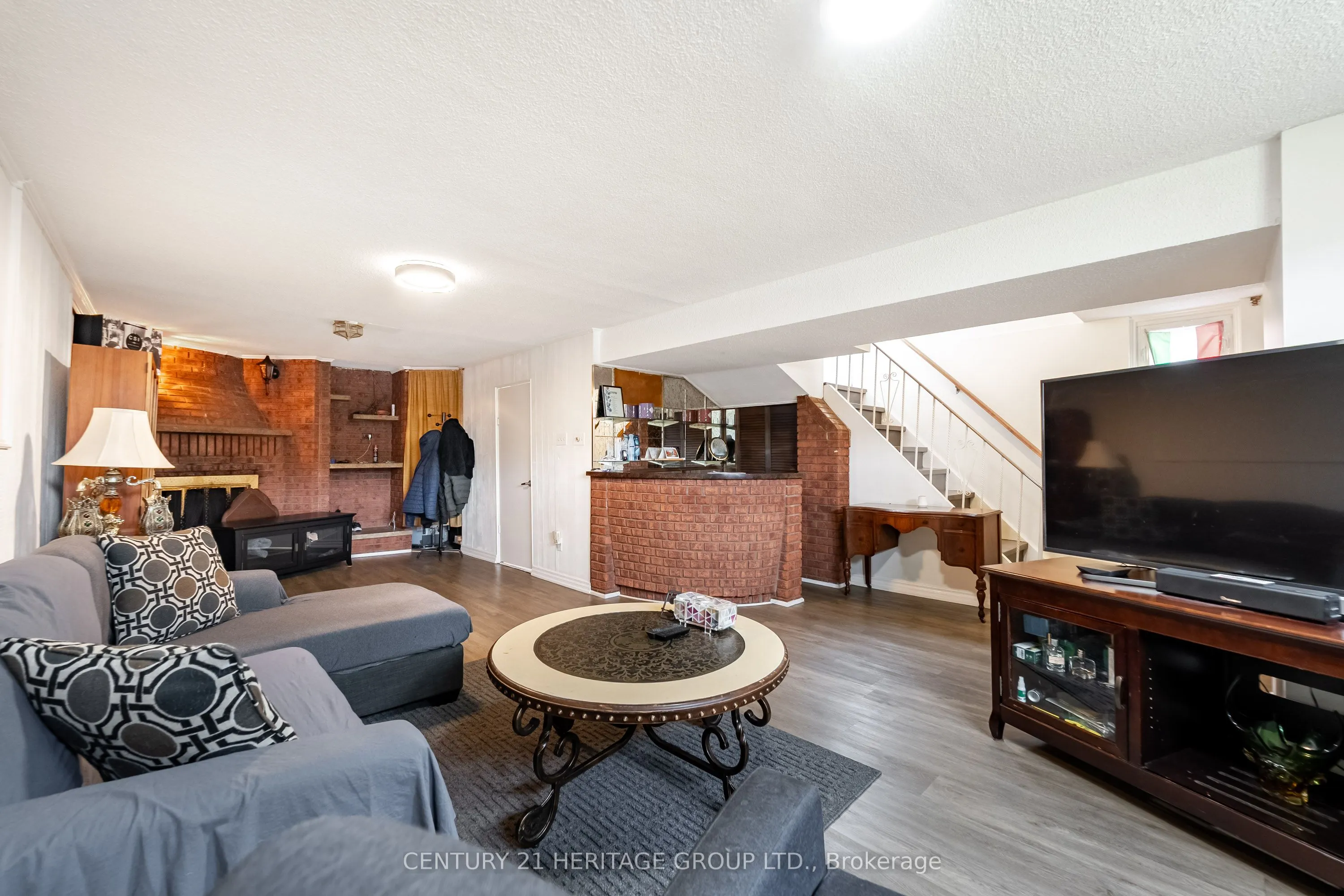 19 Lantos Court