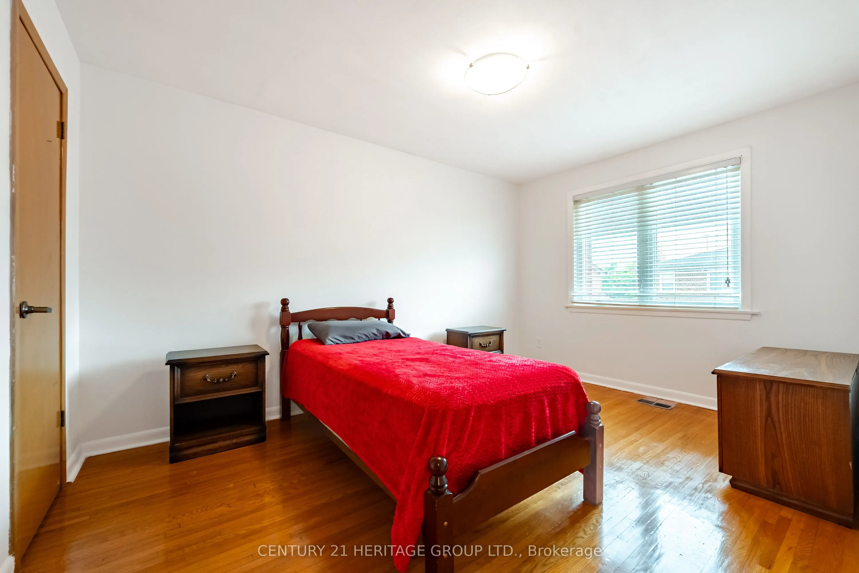19 Lantos Court