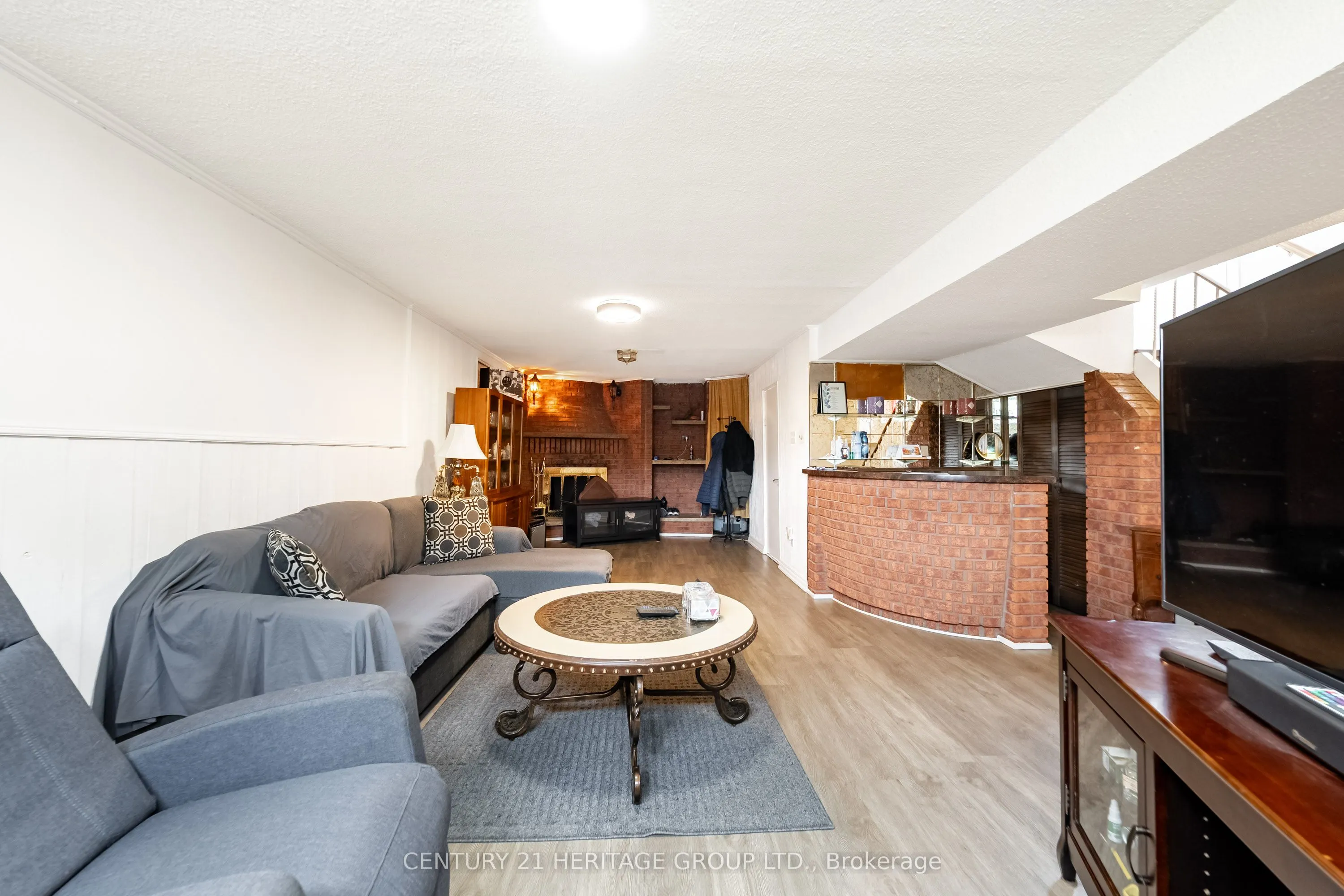 19 Lantos Court