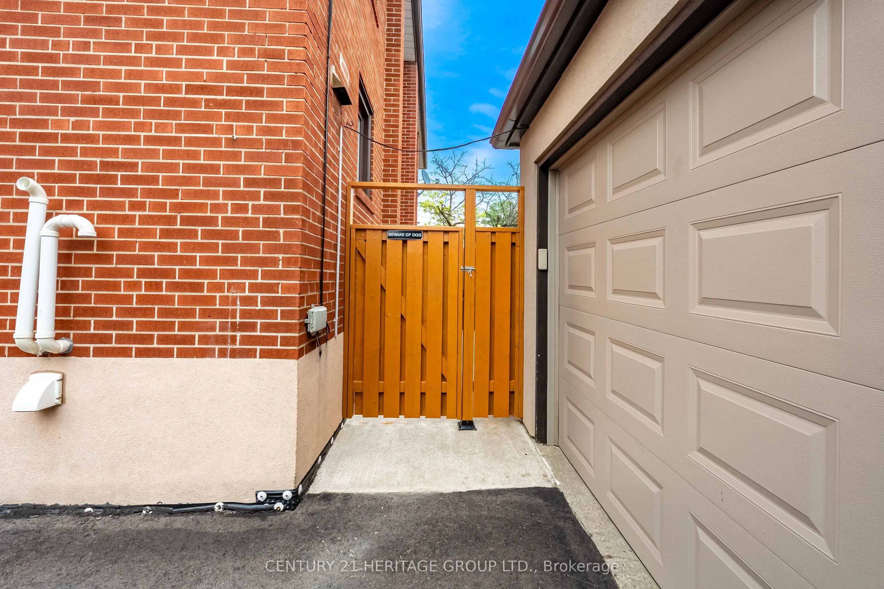 19 Lantos Court