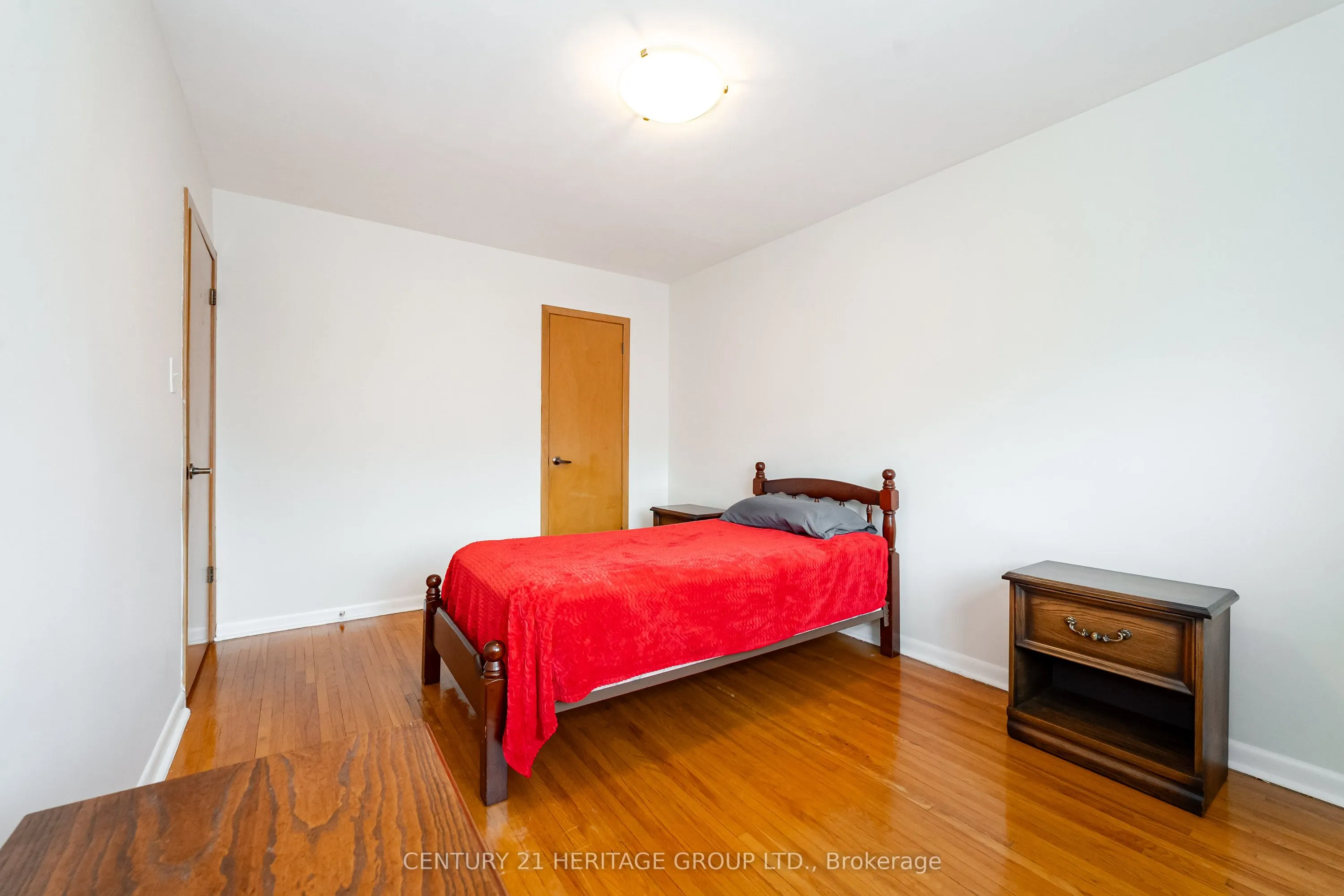 19 Lantos Court