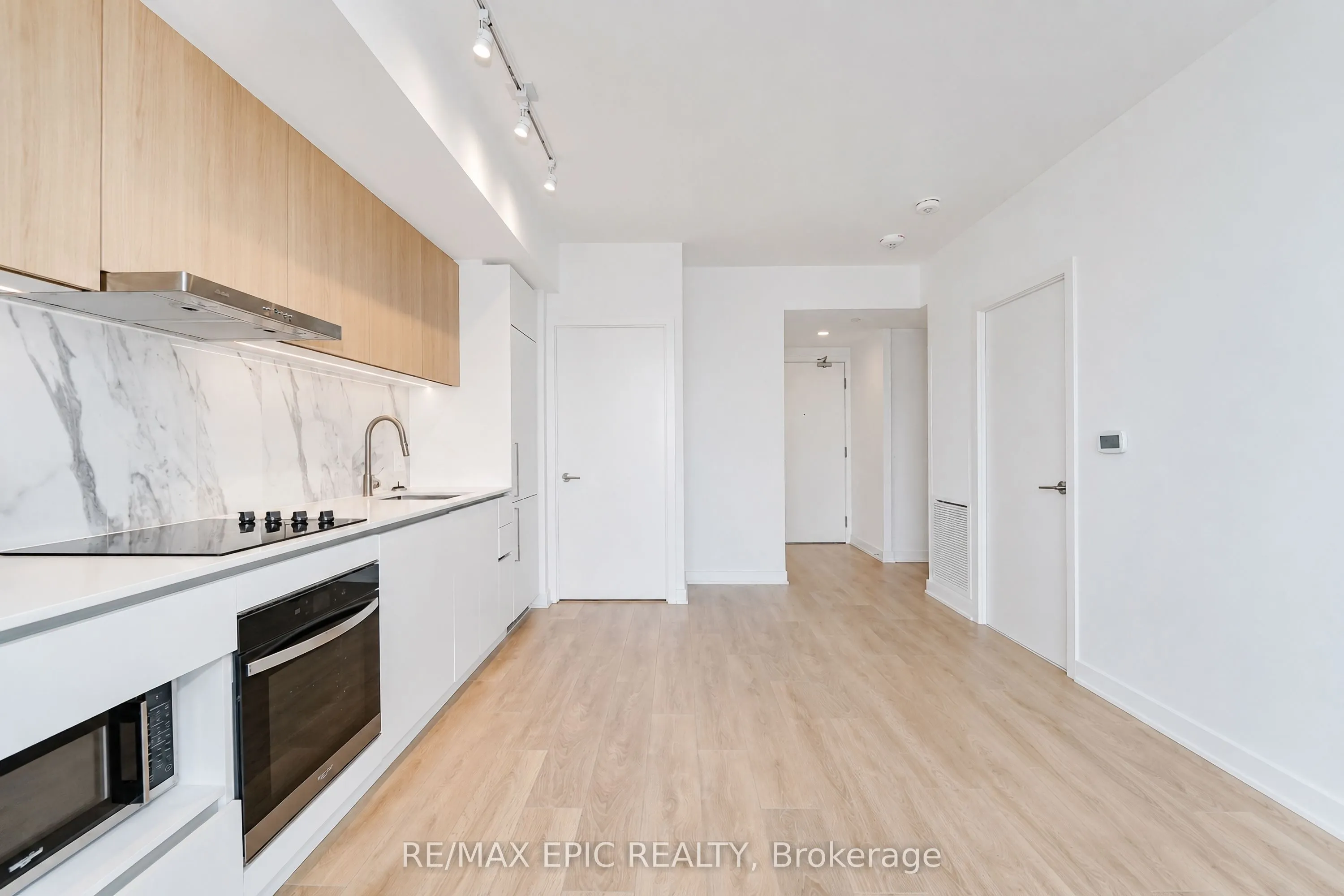 1100 Sheppard Street W #928