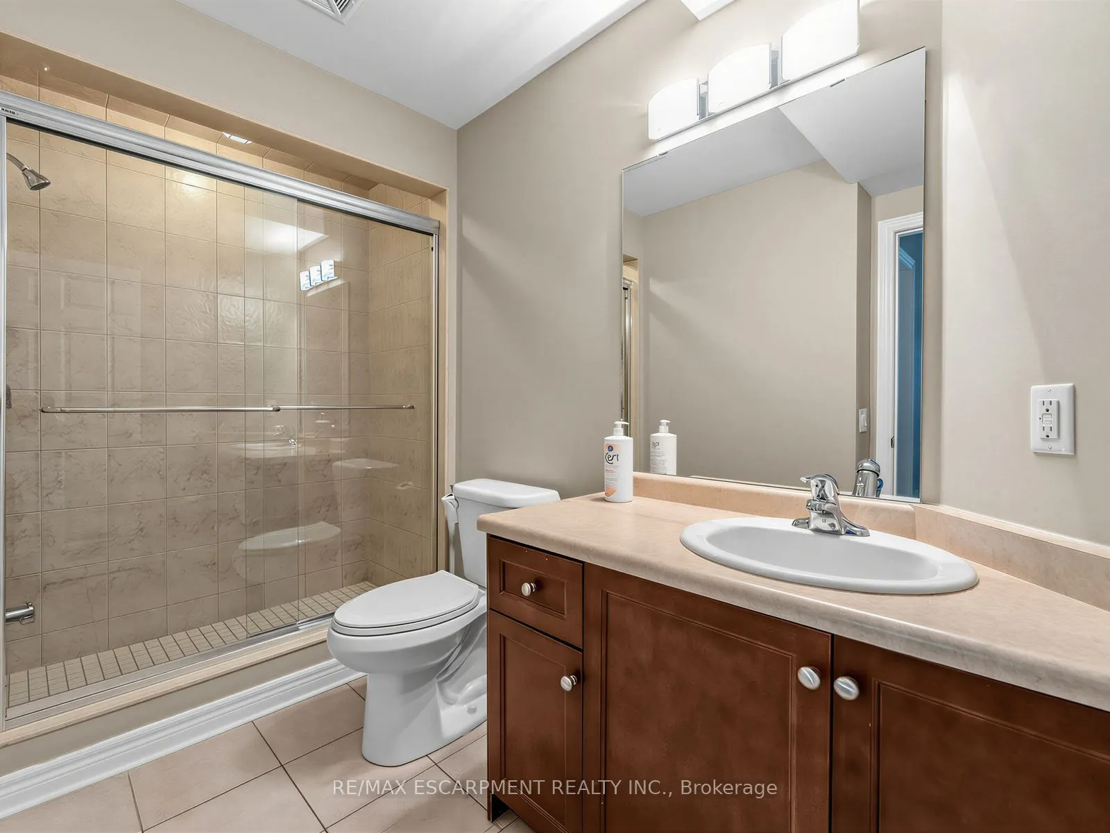 1379 COSTIGAN Road #103