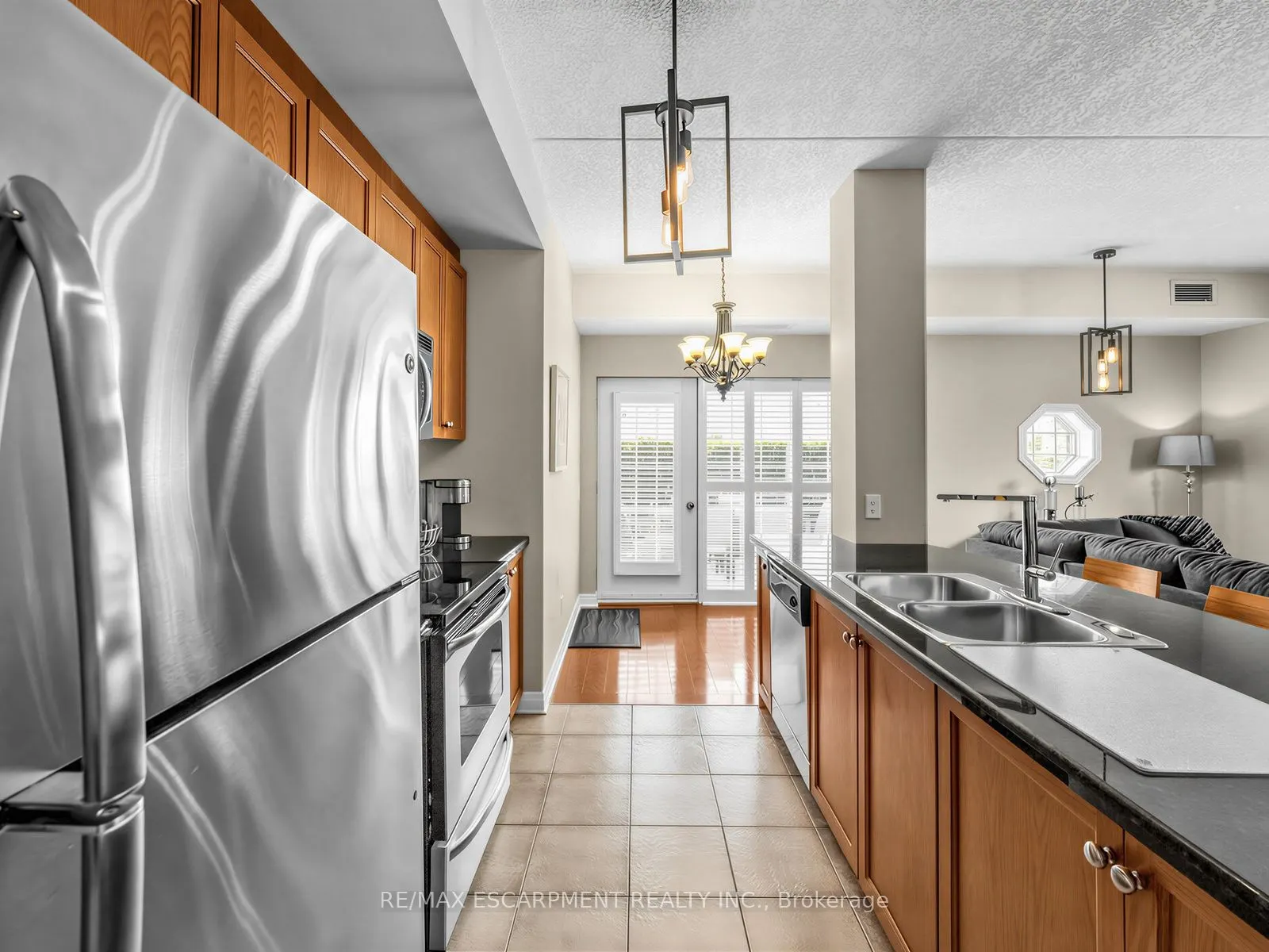 1379 COSTIGAN Road #103