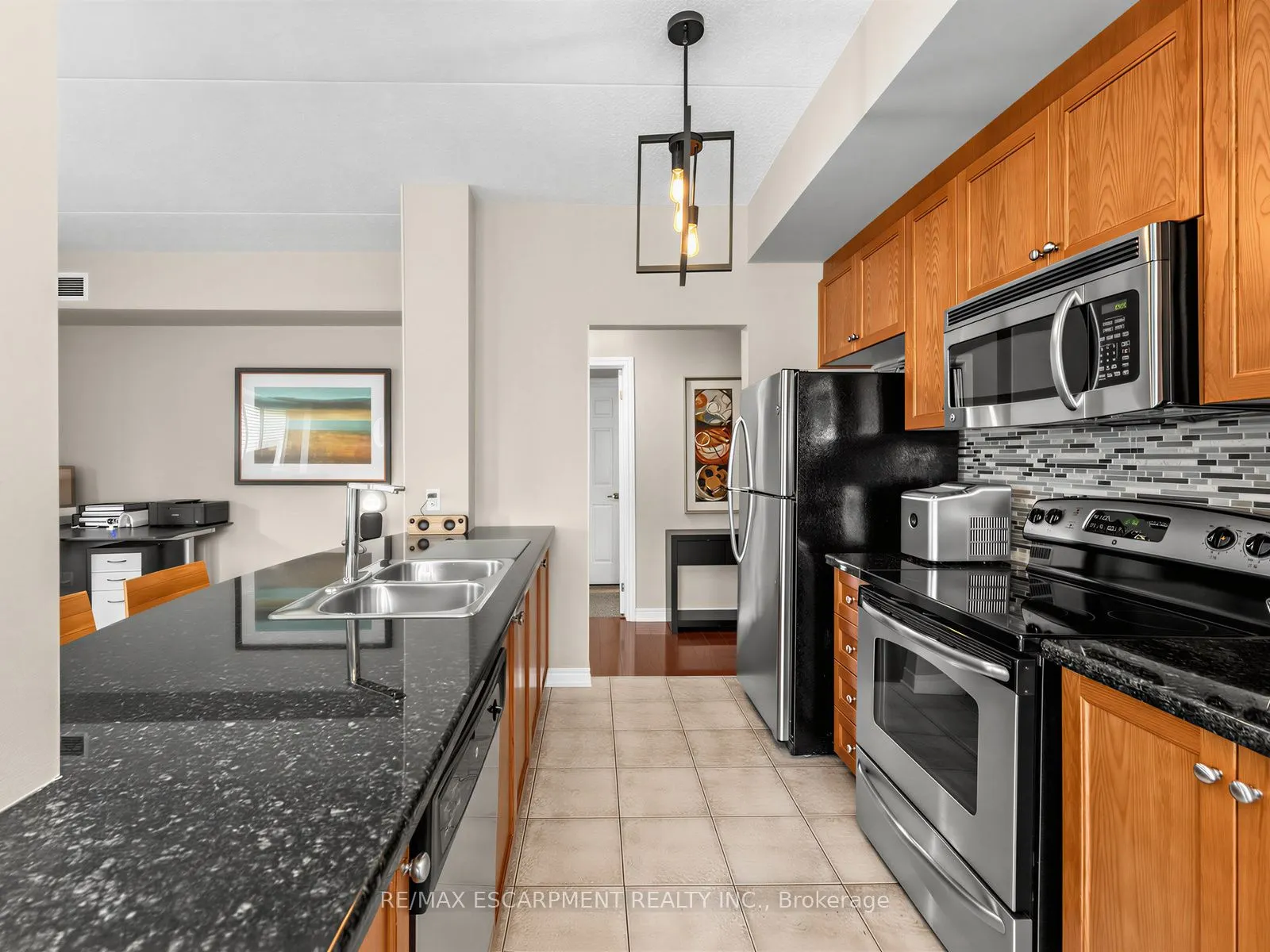 1379 COSTIGAN Road #103