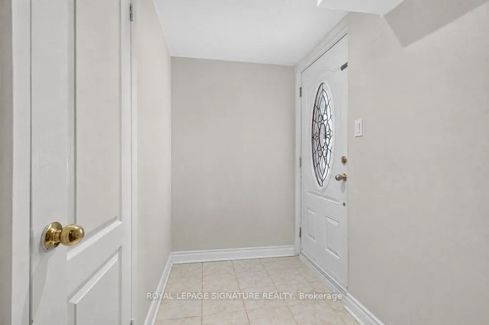 439 Ginger Downs