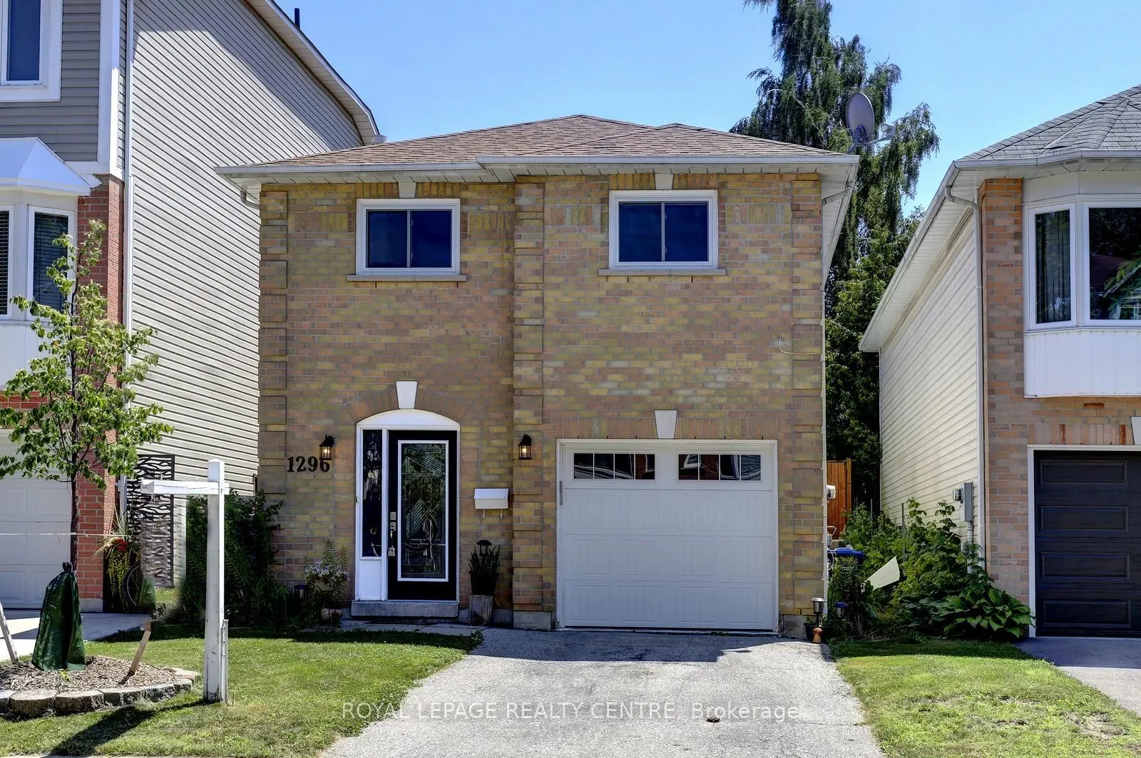 1296 Woodhill Court