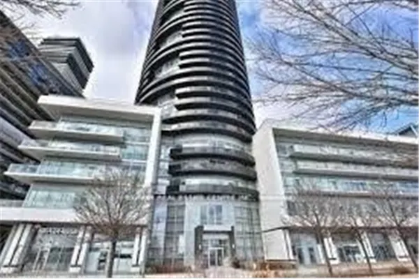 80 Marine Parade Drive N