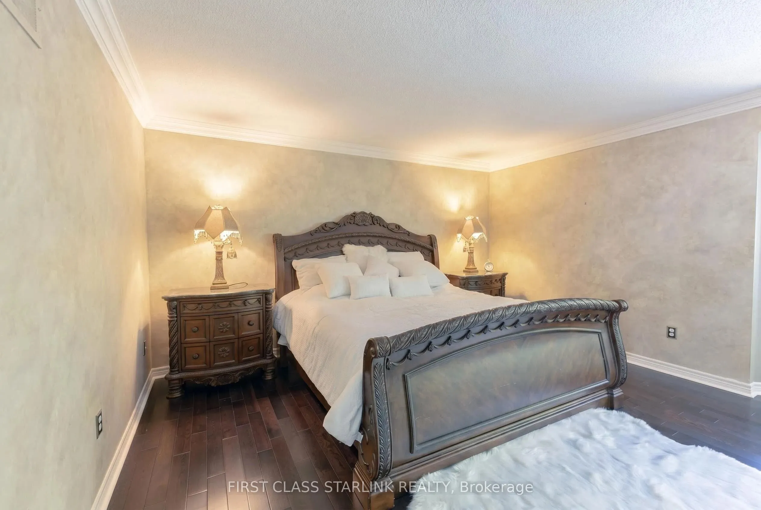 5467 Planters Wood Court