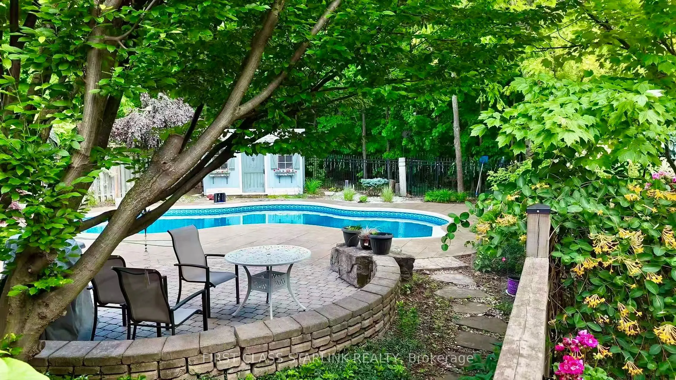 5467 Planters Wood Court