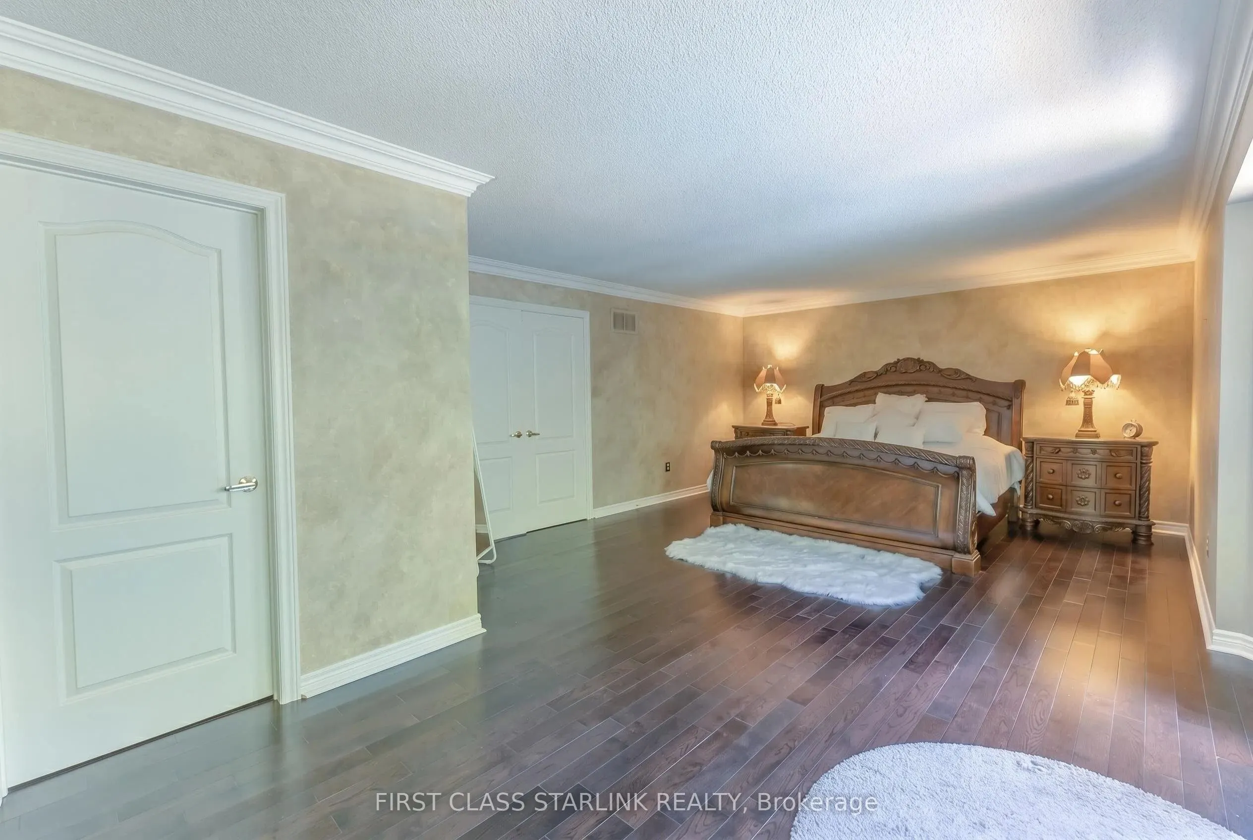 5467 Planters Wood Court