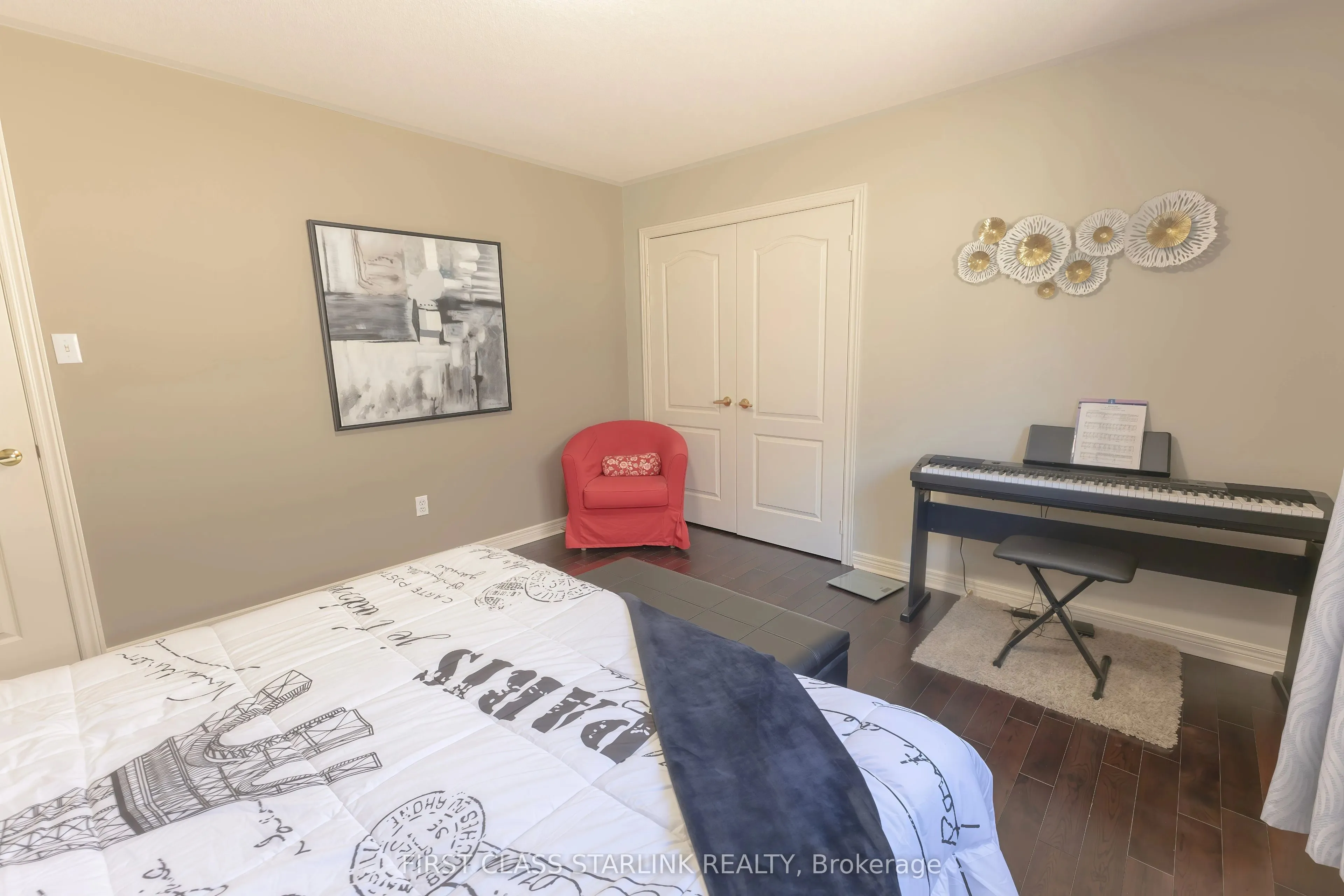 5467 Planters Wood Court