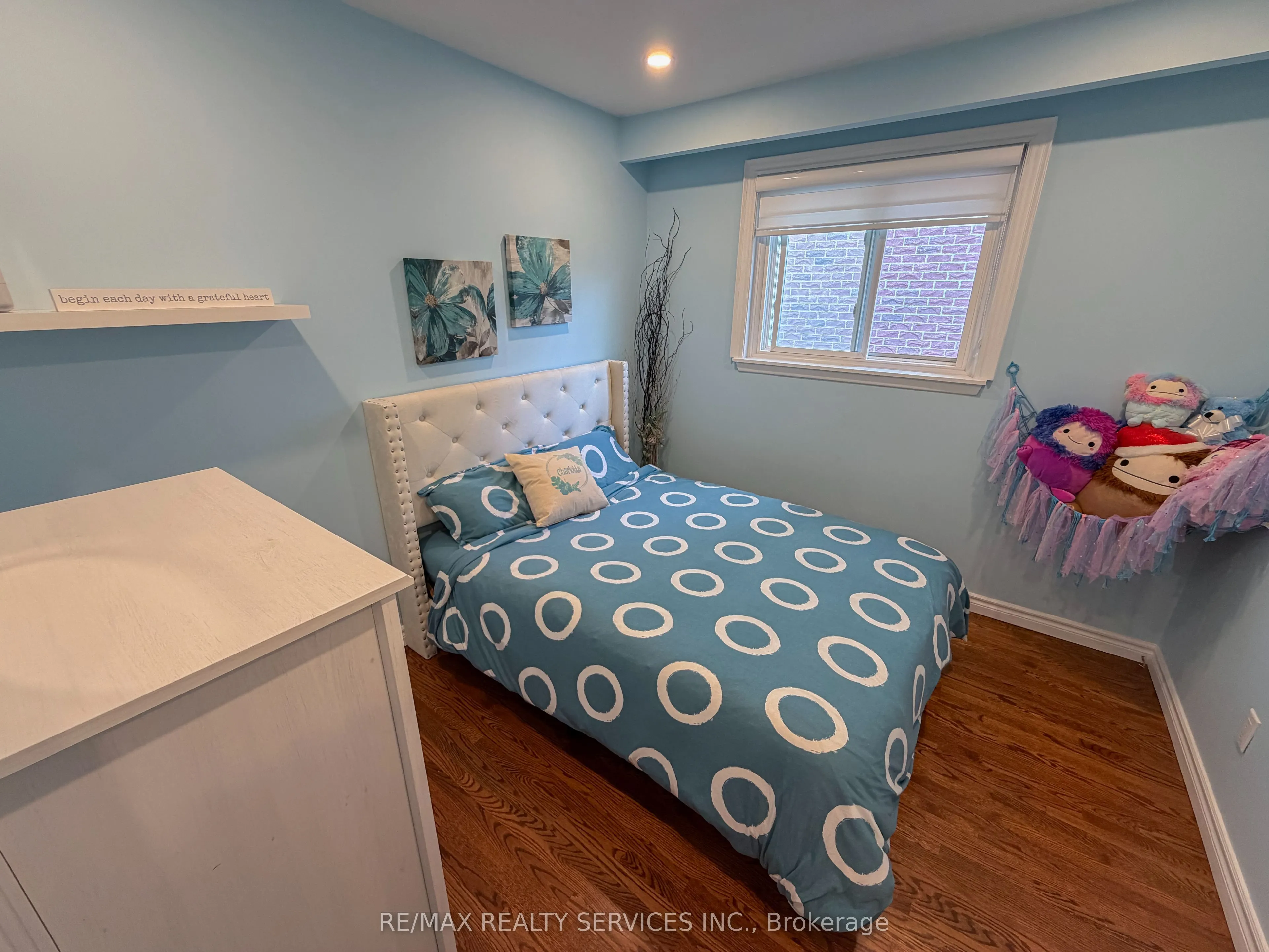 238 Laurier Avenue
